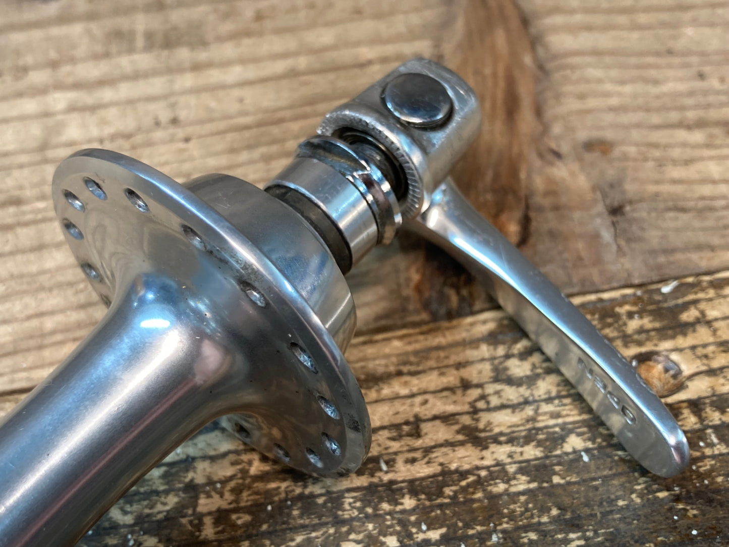 IU786 シマノ SHIMANO デュラエース DURA-ACE FH-7700 リア フリーハブ 32H