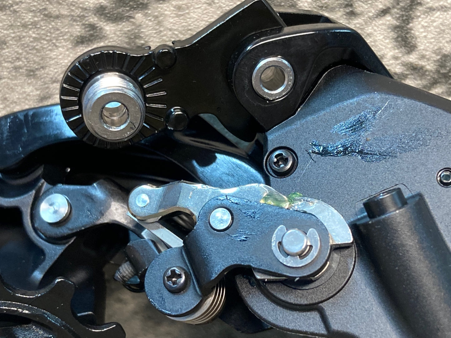 IQ136 シマノ SHIMANO 105 RD-R7150 リアディレイラー 12s Di2 電動