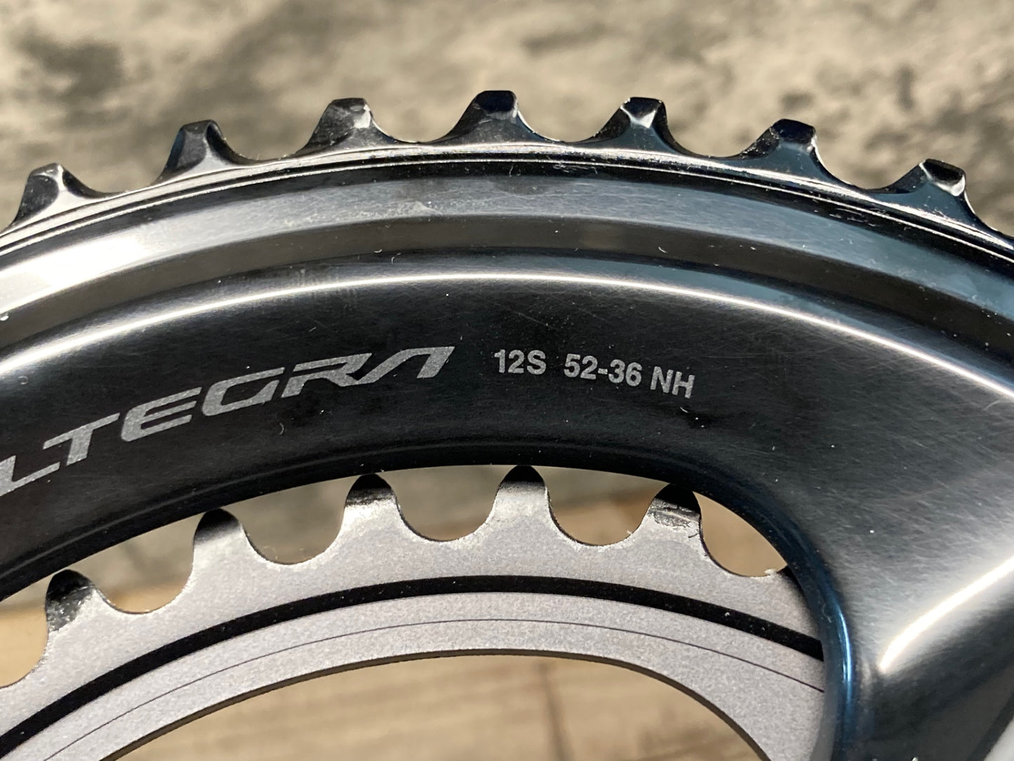 IT569 シマノ SHIMANO アルテグラ ULTEGRA FC-R8100 クランクセット 52/36T 170mm