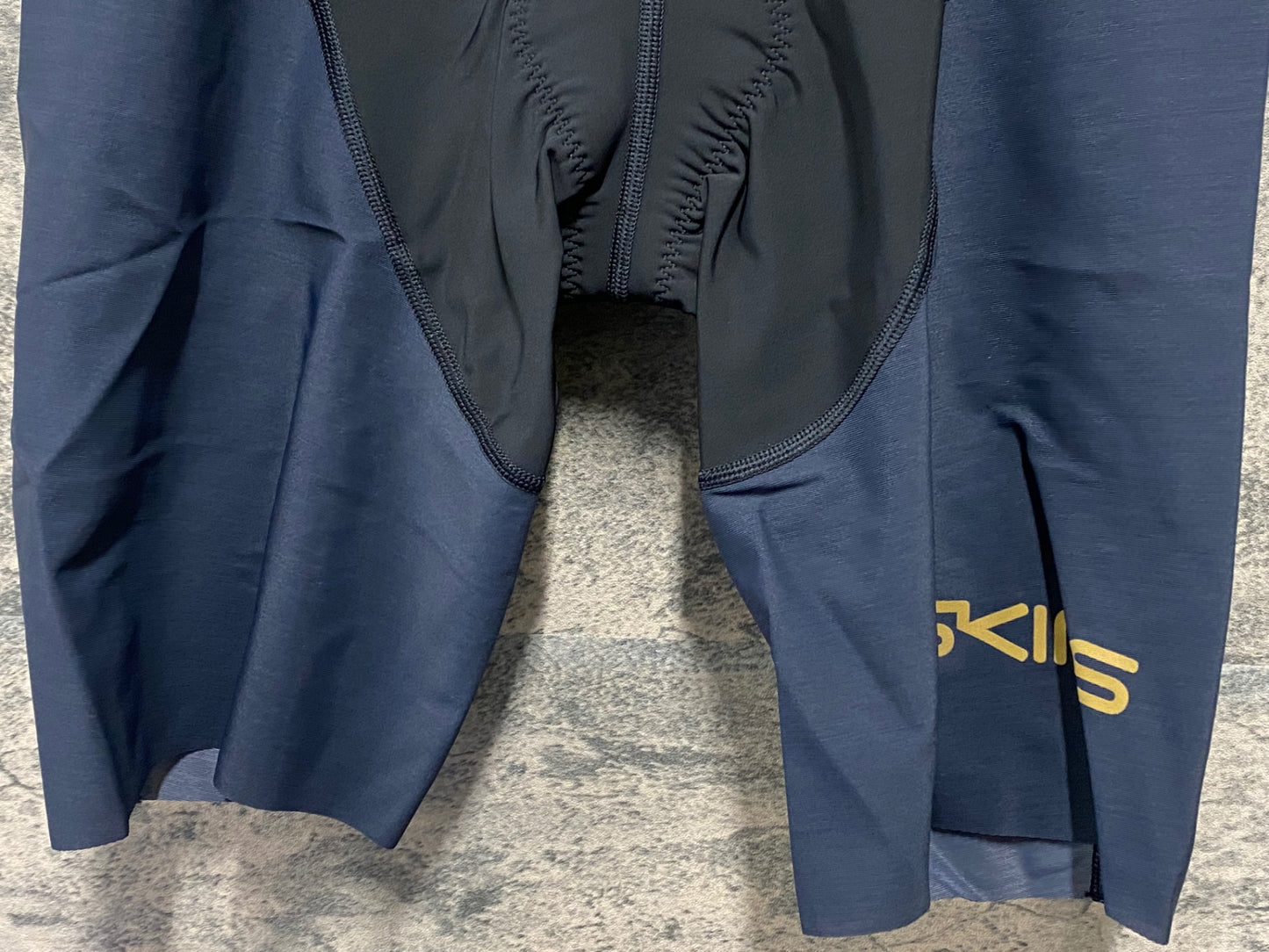 IW939 スキンズ SKINS DNAmic トライアスロン スキンスーツ M ブラック バックジップ