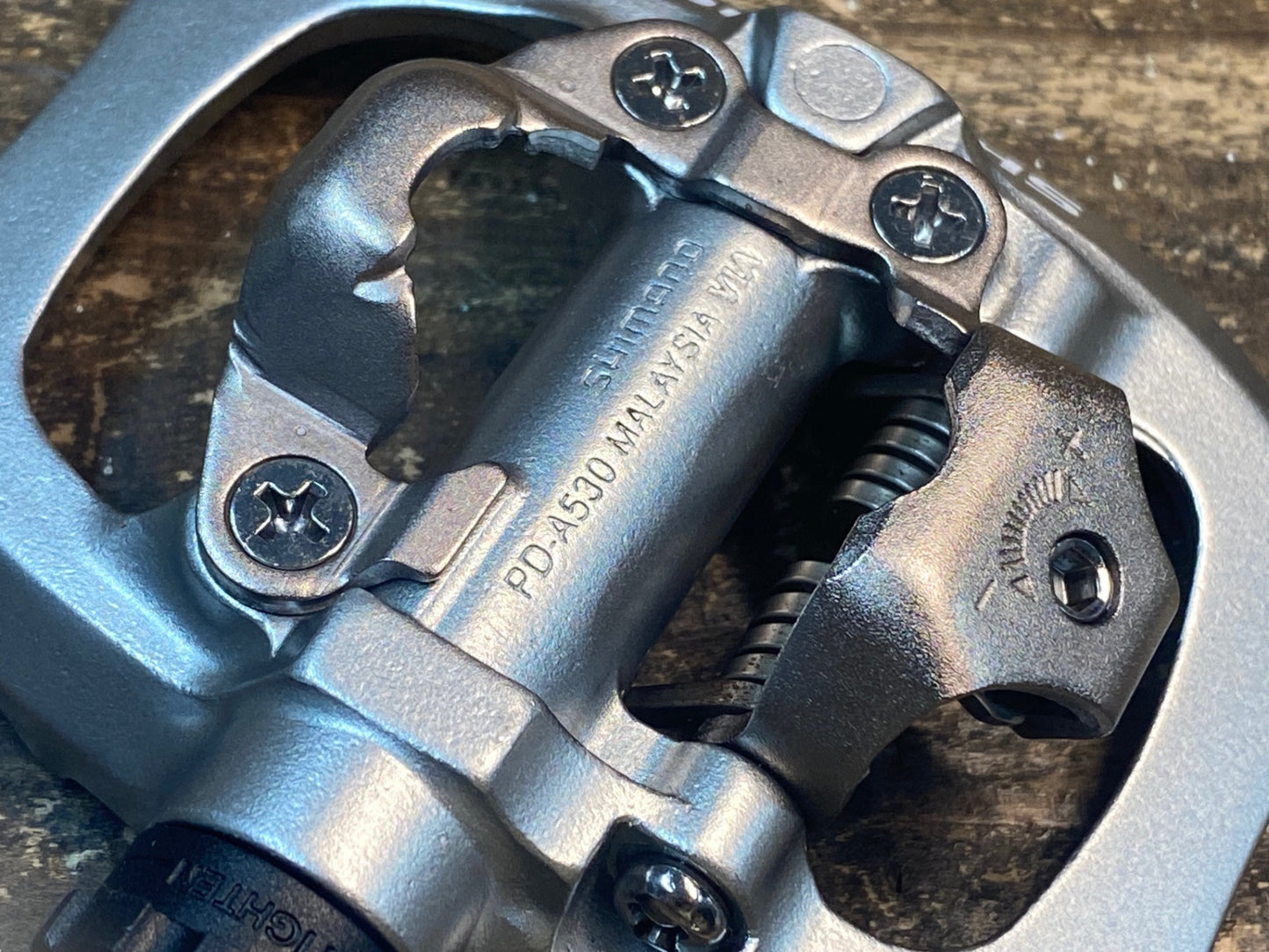 IY495 シマノ SHIMANO PD-A530 片面フラット ビンディングペダル SPD