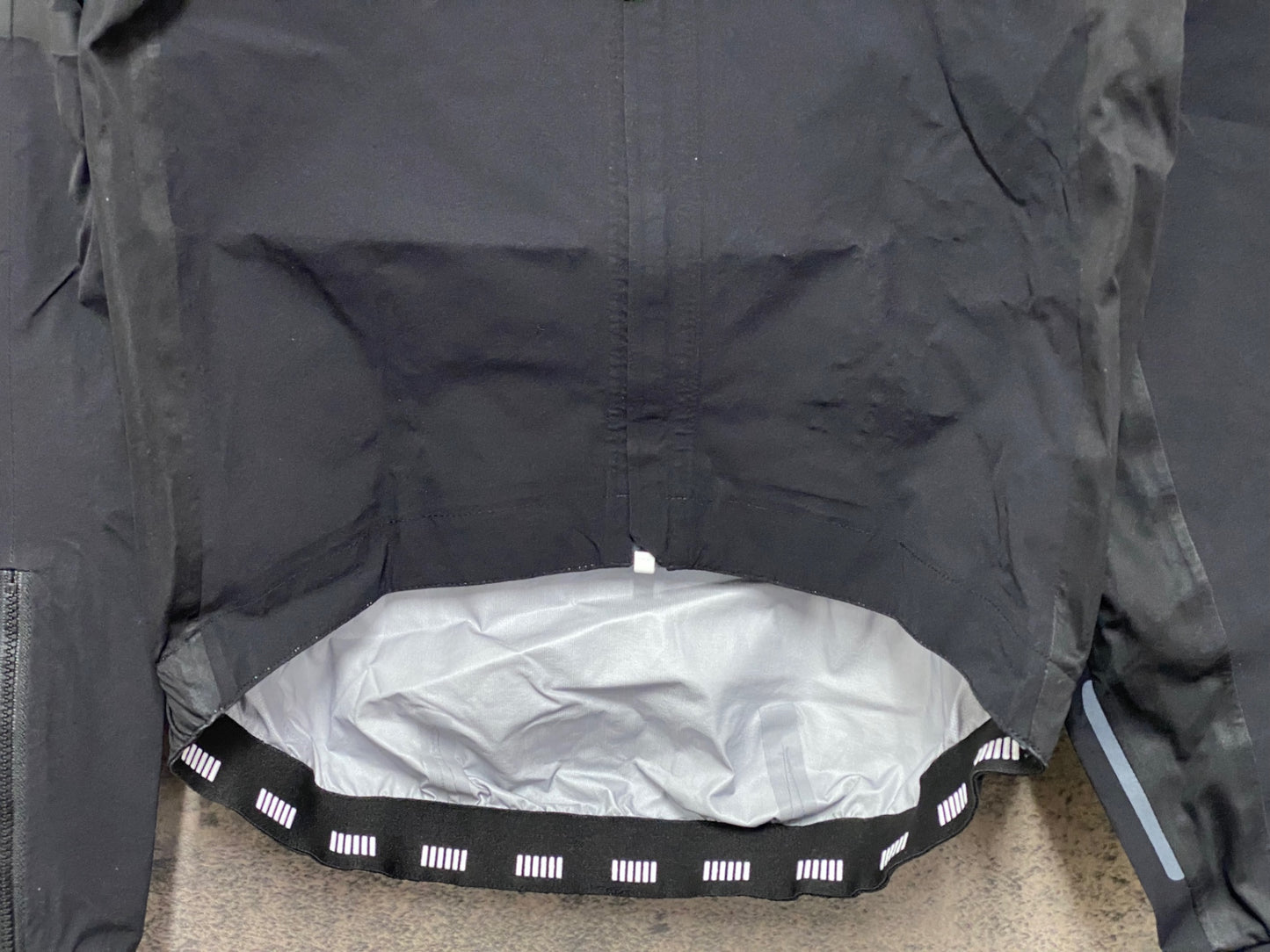 IY112 ラファ Rapha 防風 防水 レインジャケット XS ブラック