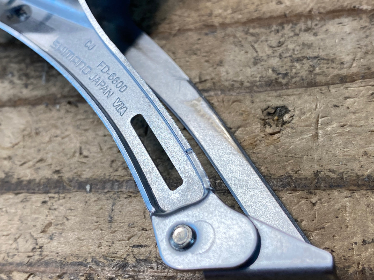 JA820 シマノ SHIMANO アルテグラ ULTEGRA FD-6600 フロントディレイラー 2S Φ31.8