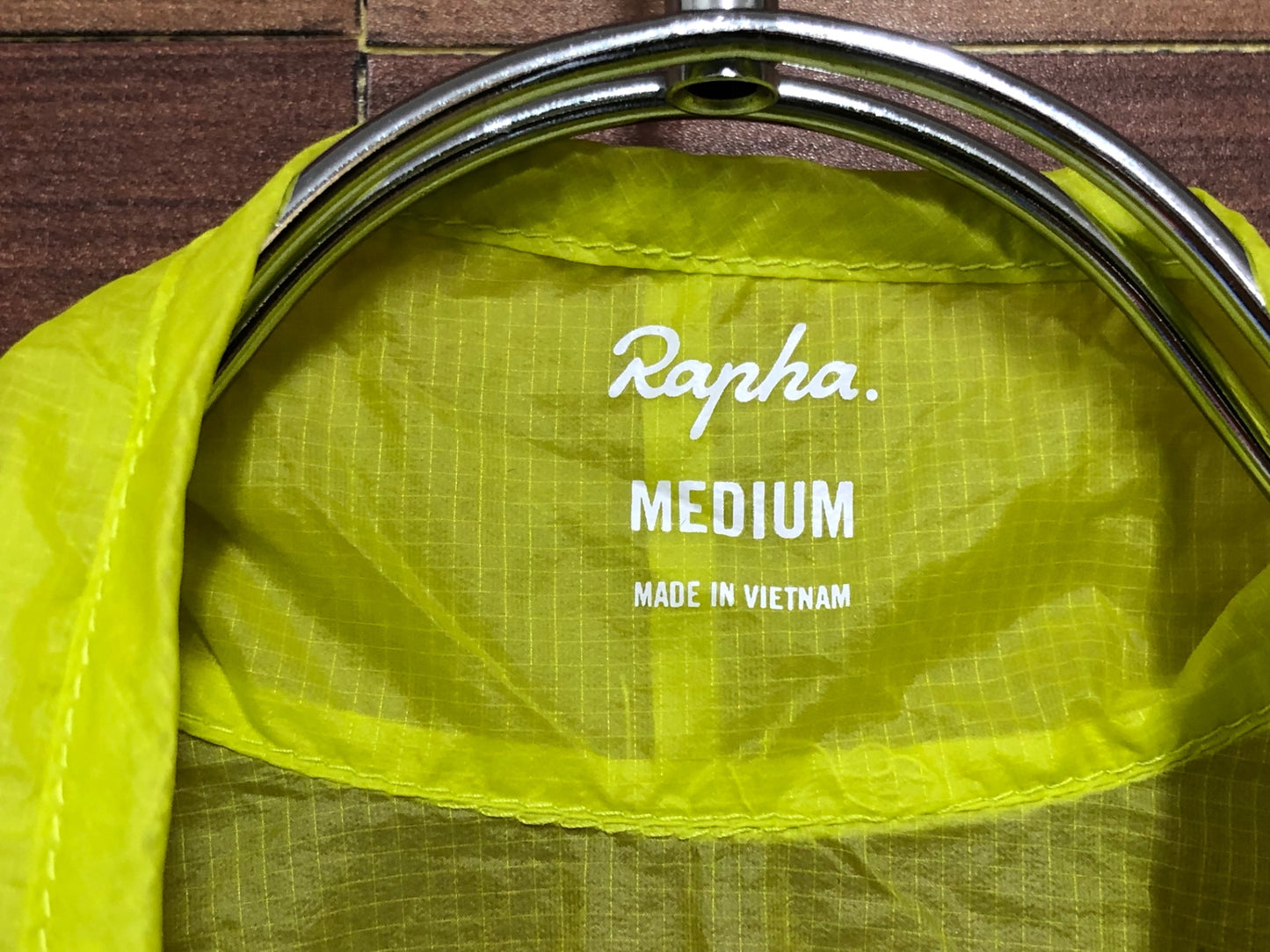 IJ426 ラファ Rapha BREVET FLYWEIGHT WIND JACKET 長袖 ウィンドブレイカー ネオンイエロー M