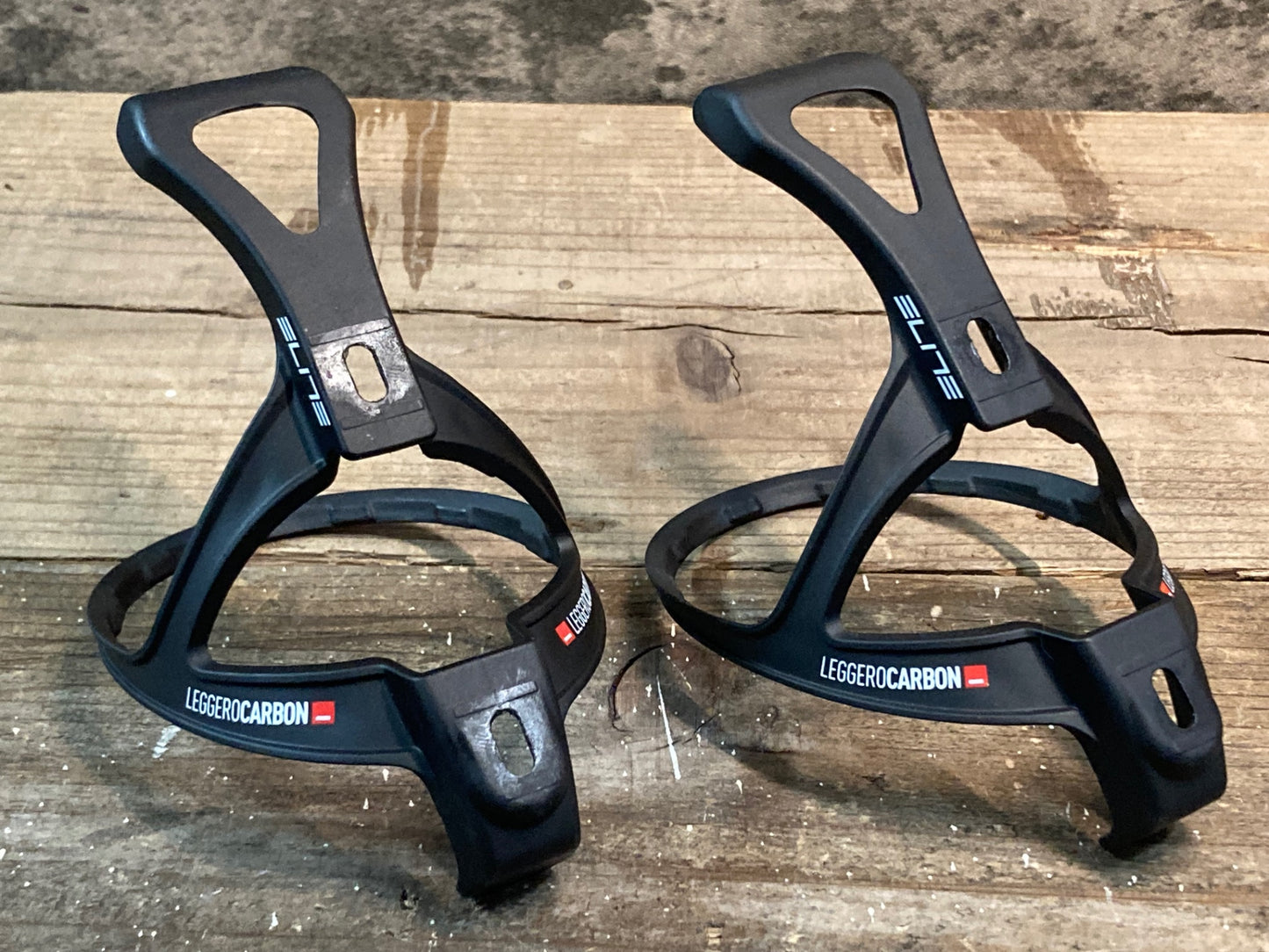 IN709 エリート ELITE LEGGERO CARBON ボトルケージ 黒 2個セット