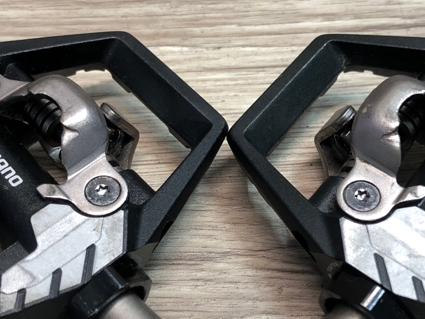 IU317 シマノ SHIMANO DEORE XT PD-M8120 SPD ビンディングペダル