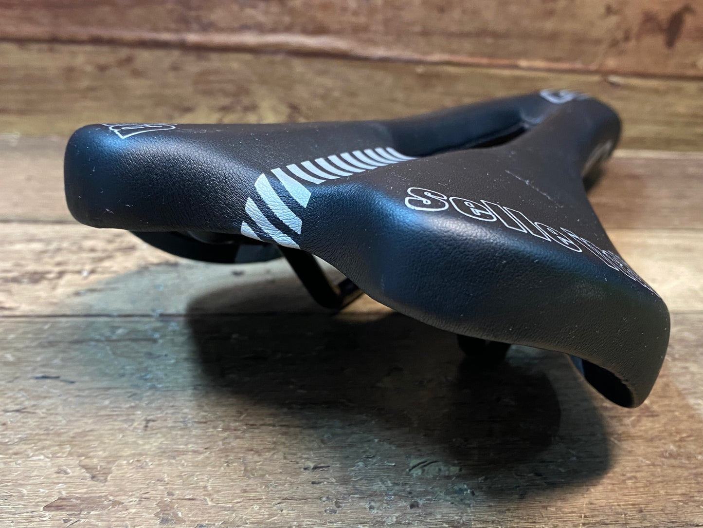 IM284 セライタリア selle ITALIA Q-bik サドル 黒  FEC ALLOYレール