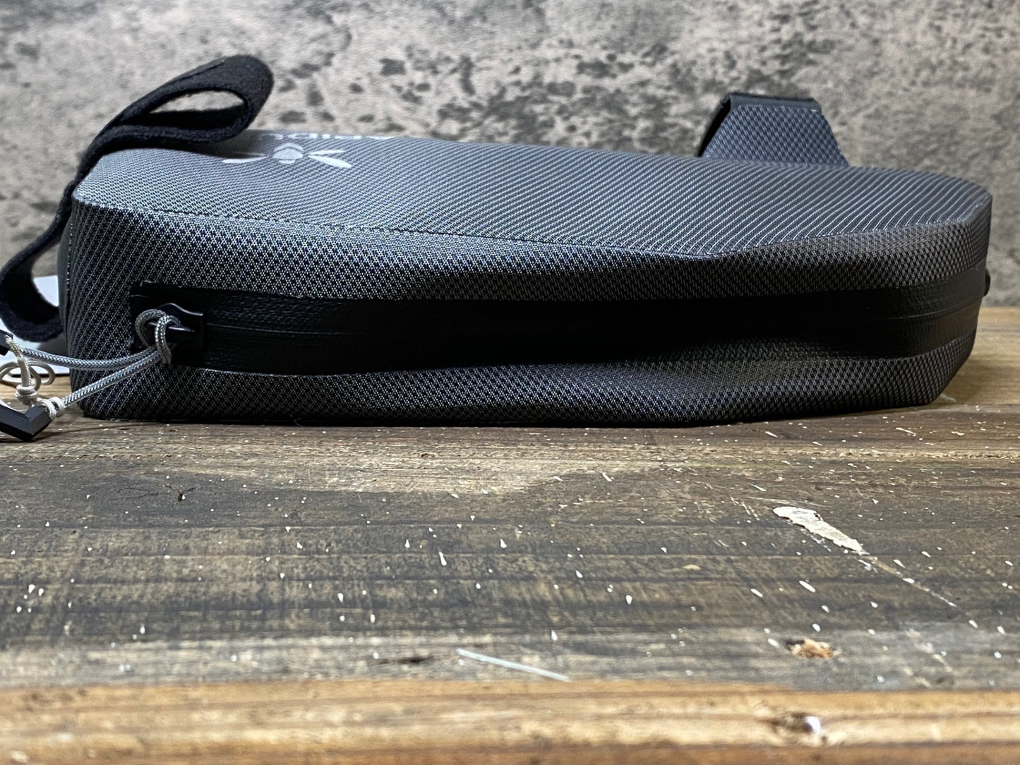 IM696 アピデュラ APIDURA エクスぺディション トップチューブバッグ 1L