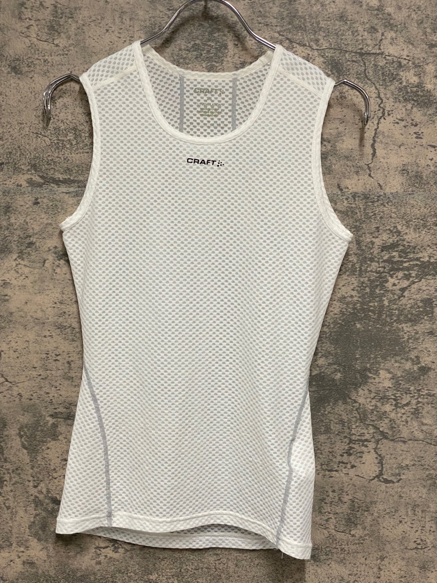 IZ551 クラフト CRAFT ノースリーブ べースレイヤー 白 XS