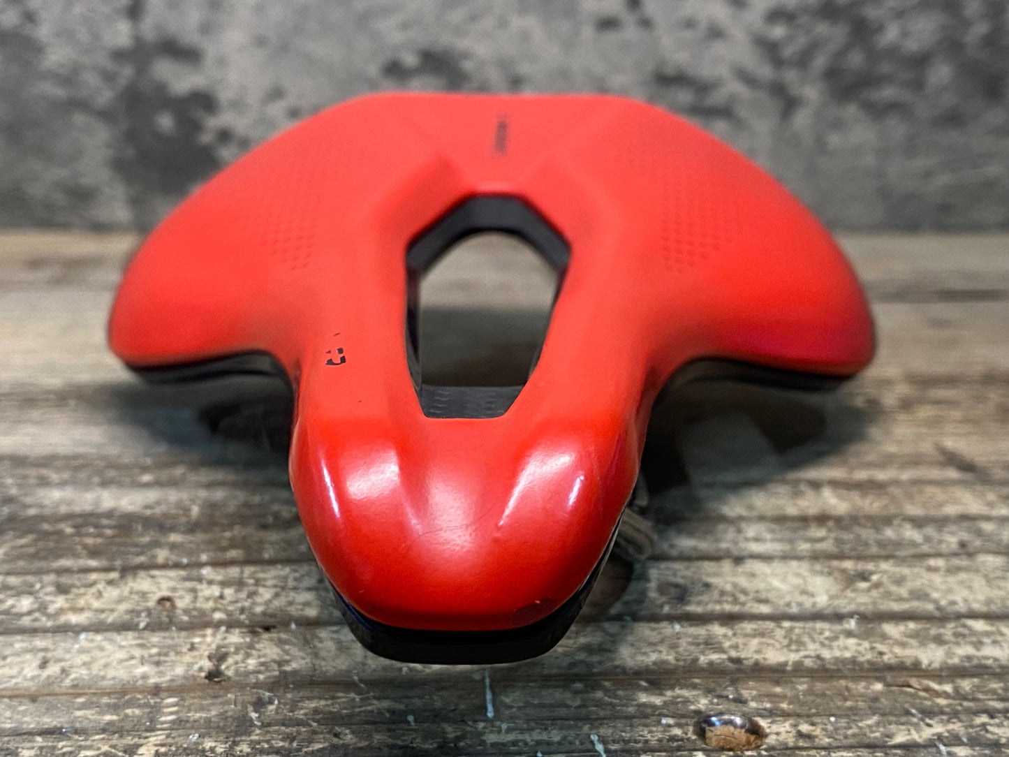 IW563 スペシャライズド SPECIALIZED S-WORKS POWER サドル fact CARBON 143mm レッド