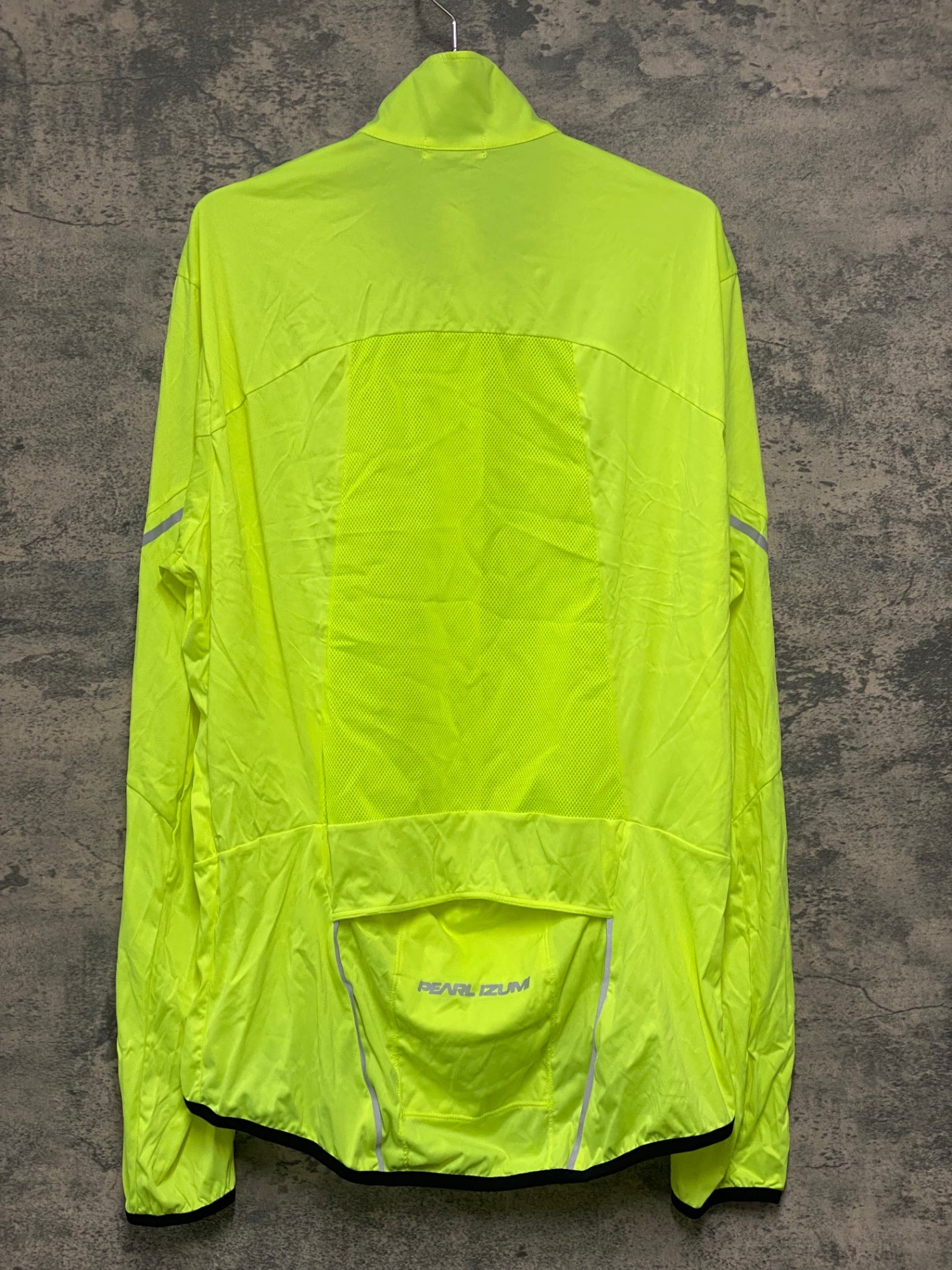 IZ514 パールイズミ PEARL iZUMi ウィンドブレーカー XL 蛍光イエロー 袖に小汚れ