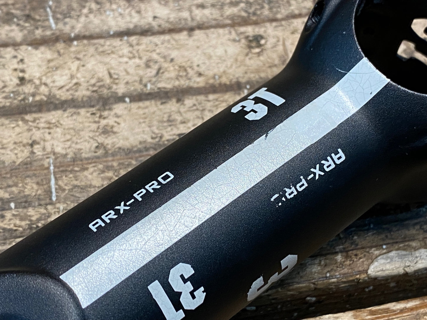 IY054 3T ARX-PRO アルミ ステム 110mm Φ31.8 OS -17° ※ボルト欠品