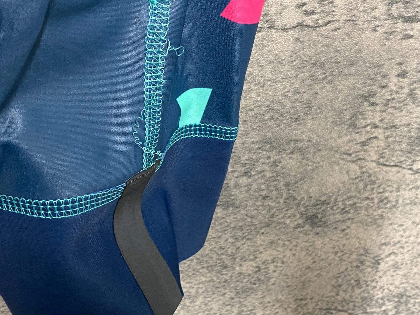 IP966 モルベロ MORVELO 半袖 サイクルジャージ ビブショーツ 上下セット 紺 S