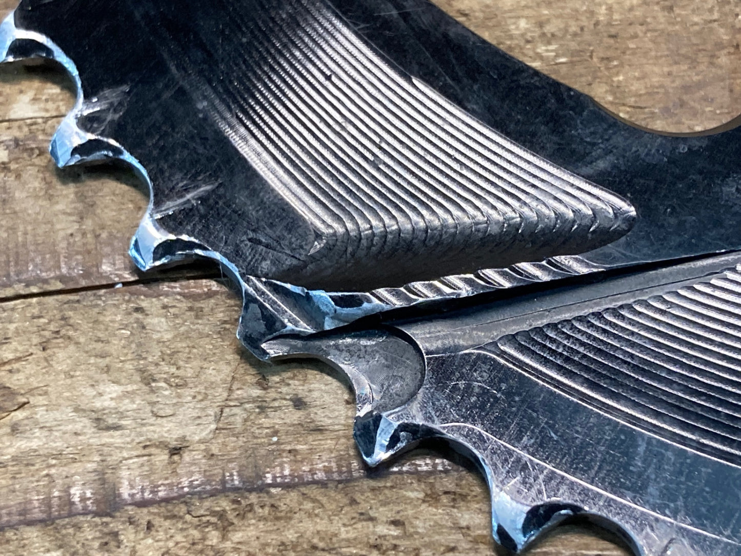 IS794 アブソリュートブラック absoluteBALCK 楕円チェーンリング 50/34T PCD110 4アーム チェーンリングボルト付き