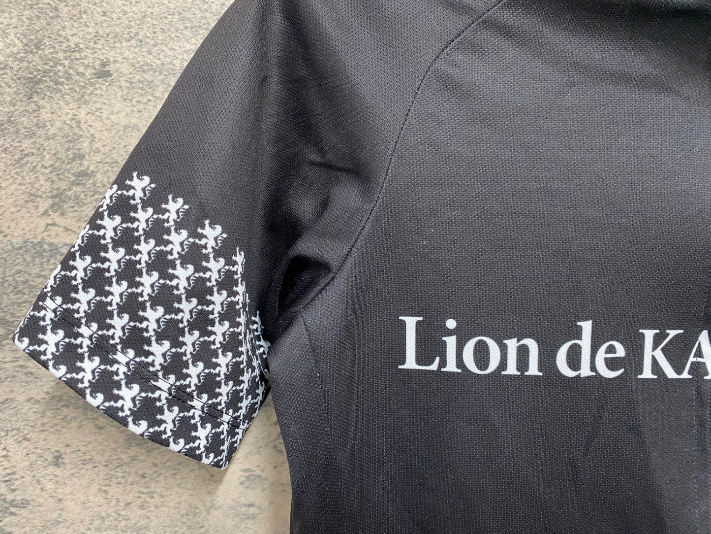 JB968 リオンドカペルミュール Lion de KAPELMUUR 半袖 サイクルジャージ M 黒