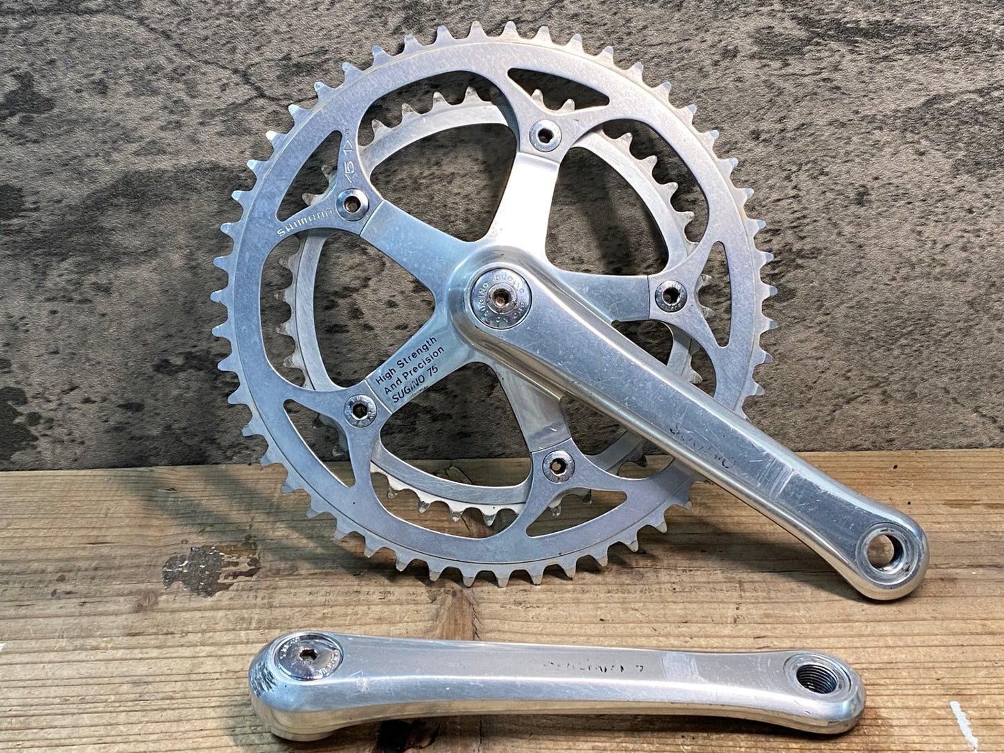 IX536 スギノ SUGINO SUGINO75 クランクセット 51/40T 165mm ※スレ