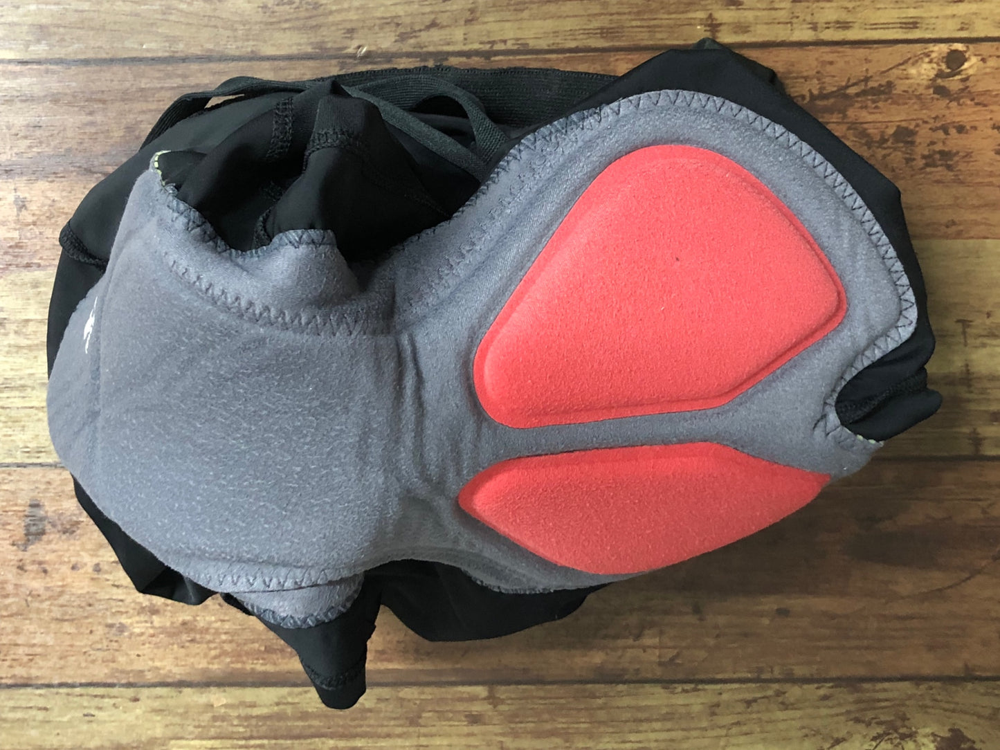 IY296 パールイズミ PEARL iZUMi サイクルパンツ 黒 L