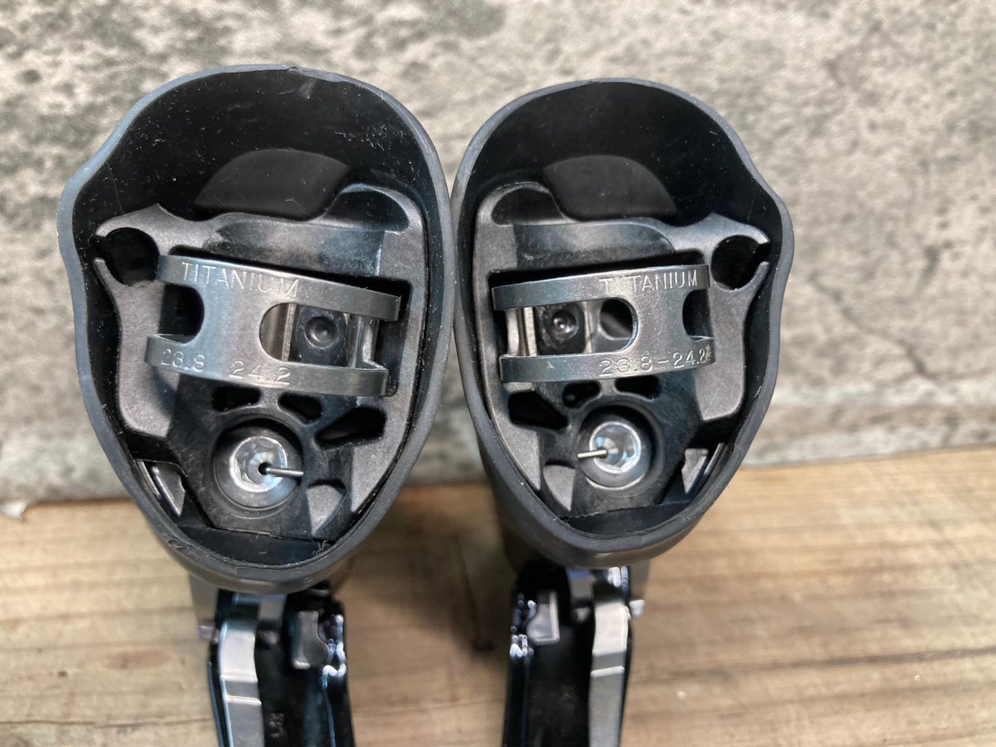 IR717 シマノ SHIMANO デュラエース DURA-ACE ST-9000 STIレバー 2x11S