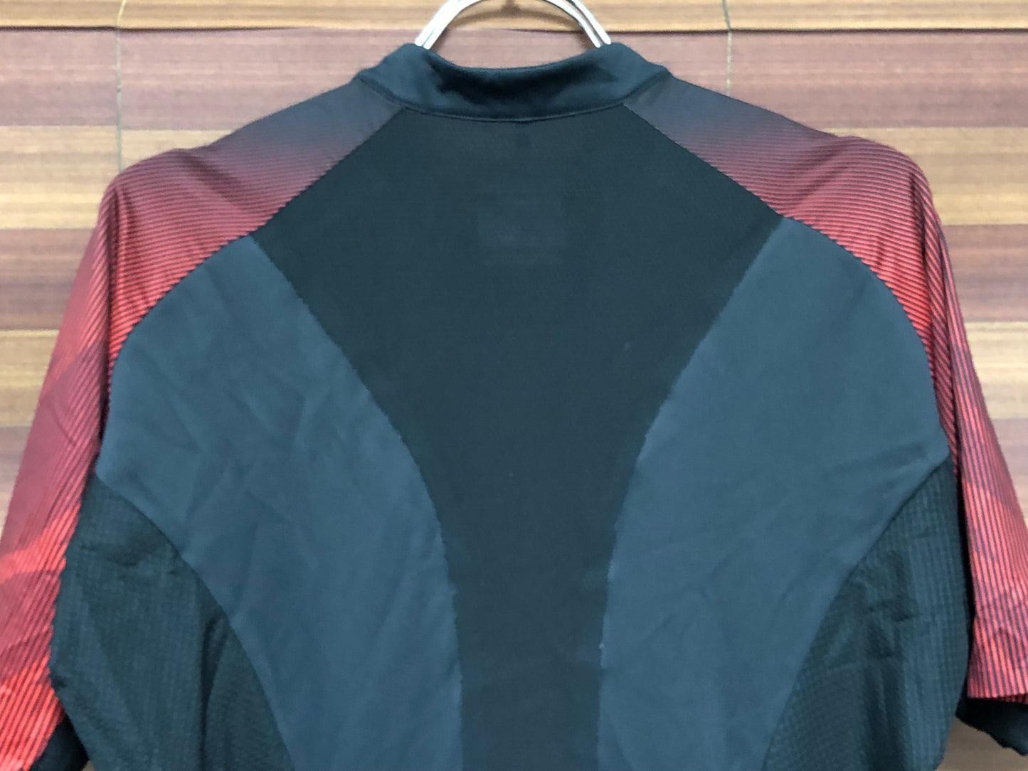 IQ842 シマノ SHIMANO 半袖 サイクルジャージ 黒 赤 XL