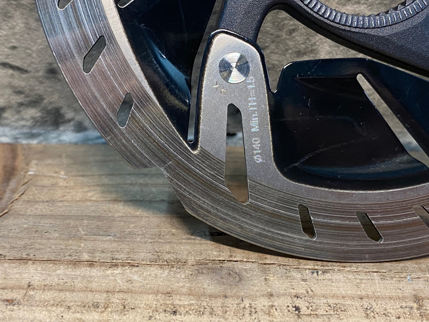 IU190 シマノ SHIMANO デュラエース DURA-ACE SM-RT900 ディスクブレーキローター 160mm 140mm 実測1.7mm