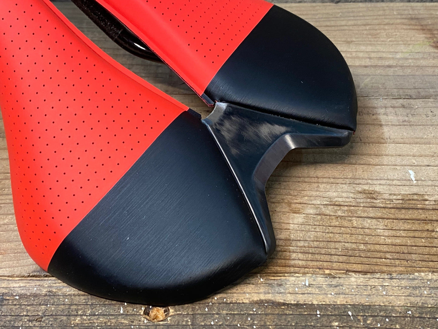 IP416 スペシャライズド SPECIALIZED S-WORKS Romin Evo サドル 赤 155mm カーボンレール