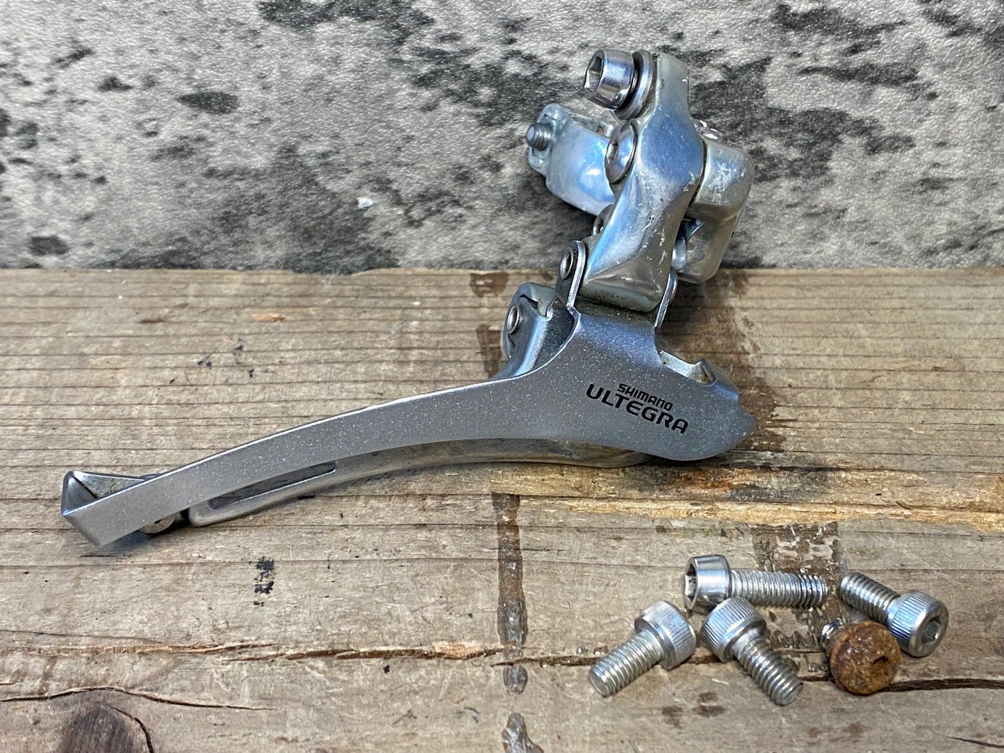 IP082 シマノ SHIMANO アルテグラ ULTEGRA FD-6500 フロントディレイラー バンドΦ28.6