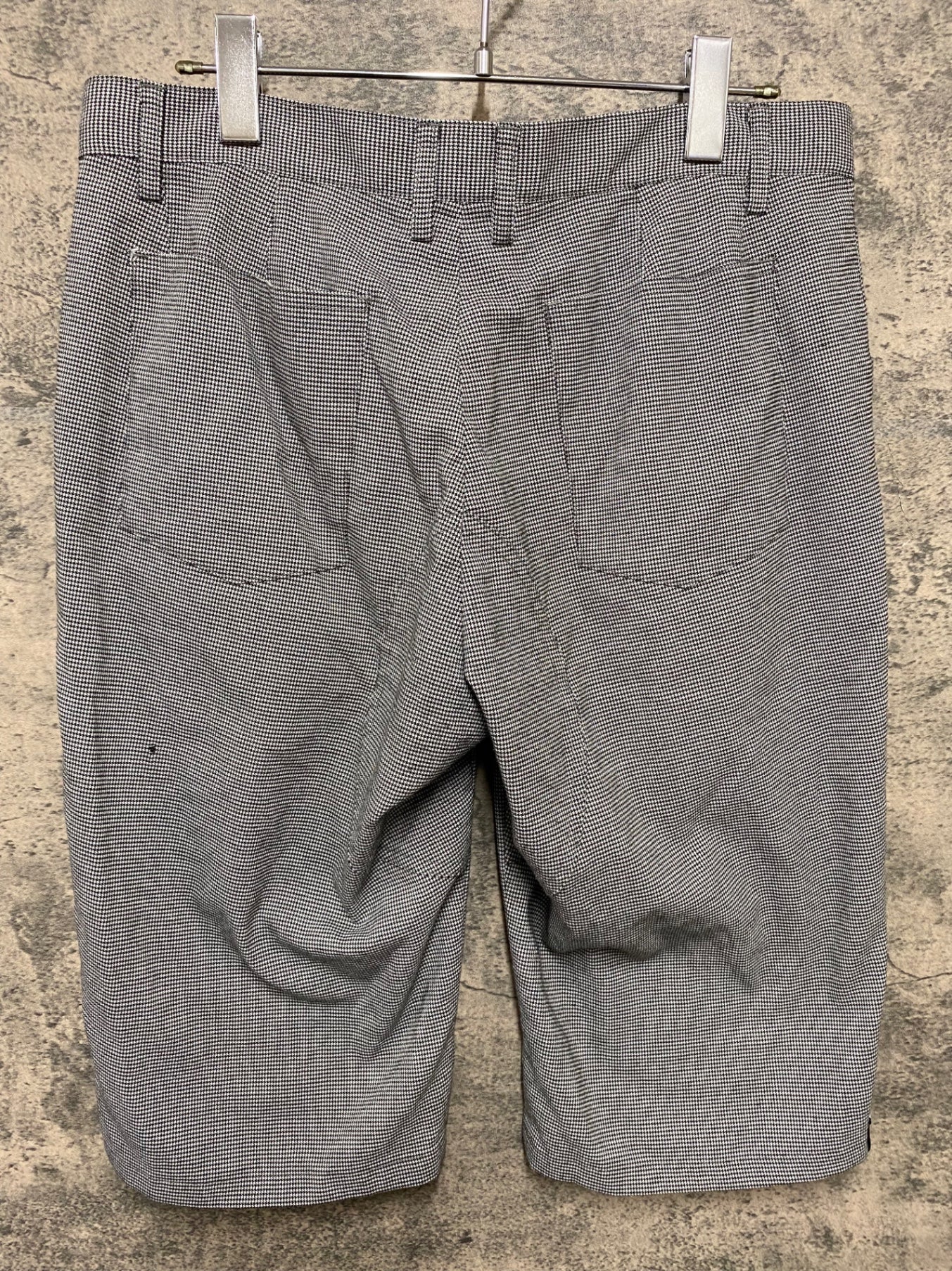 IW306 カペルミュール KAPELMUUR ハーフ サイクルパンツ グレー柄 XL ほつれあり