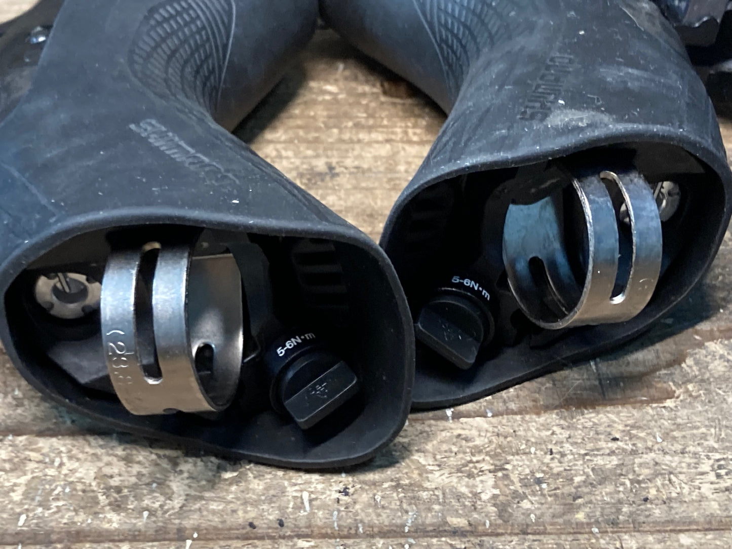 IU051 シマノ SHIMANO アルテグラ ULTEGRA ST-R8025 STIレバー 2x11S