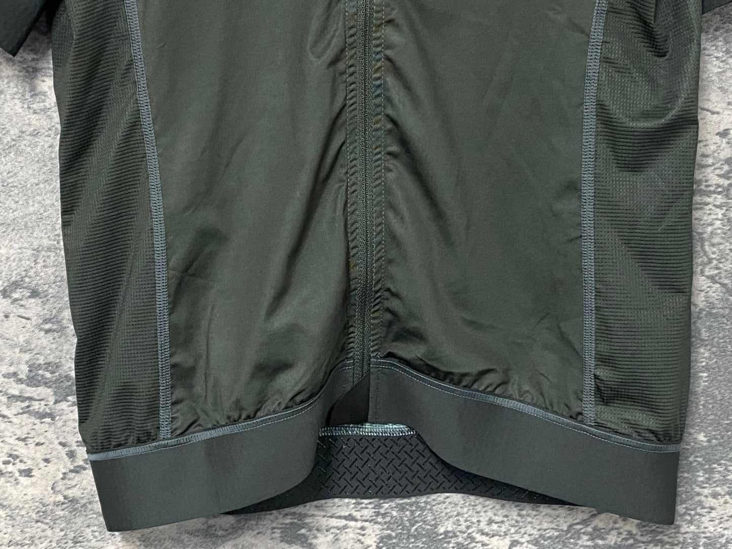 JC406 パスノーマルスタジオ Pas Normal Studios | Men's Mechanism Jersey 半袖 サイクルジャージ ダークオリーブ L