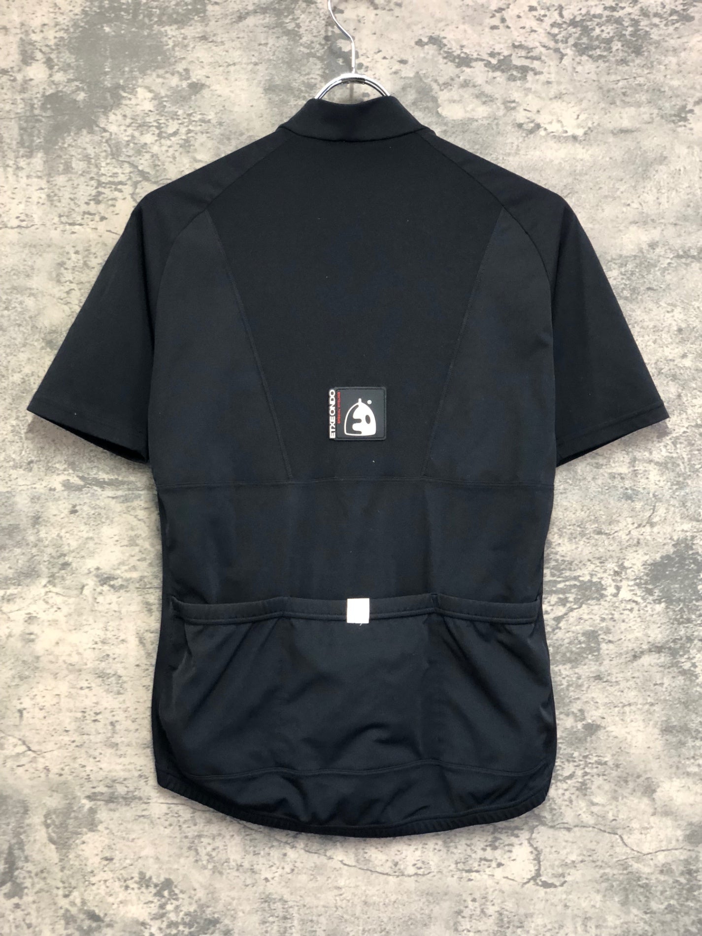 IX164 エチュオンド ETXEONDO 半袖 サイクルジャージ 黒 M