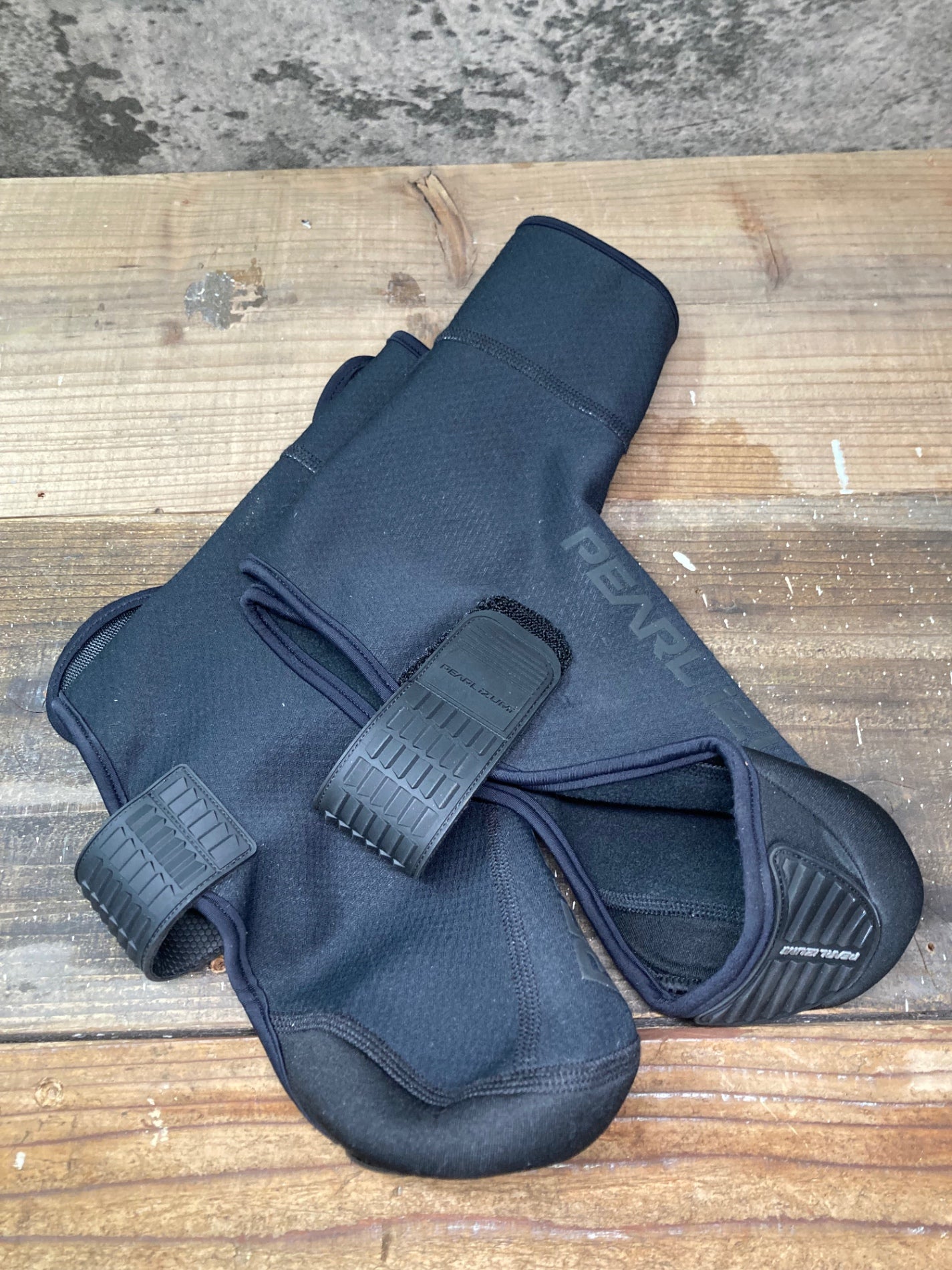 IO728 パールイズミ PEARL iZUMi シューズカバー 黒 L 裏起毛