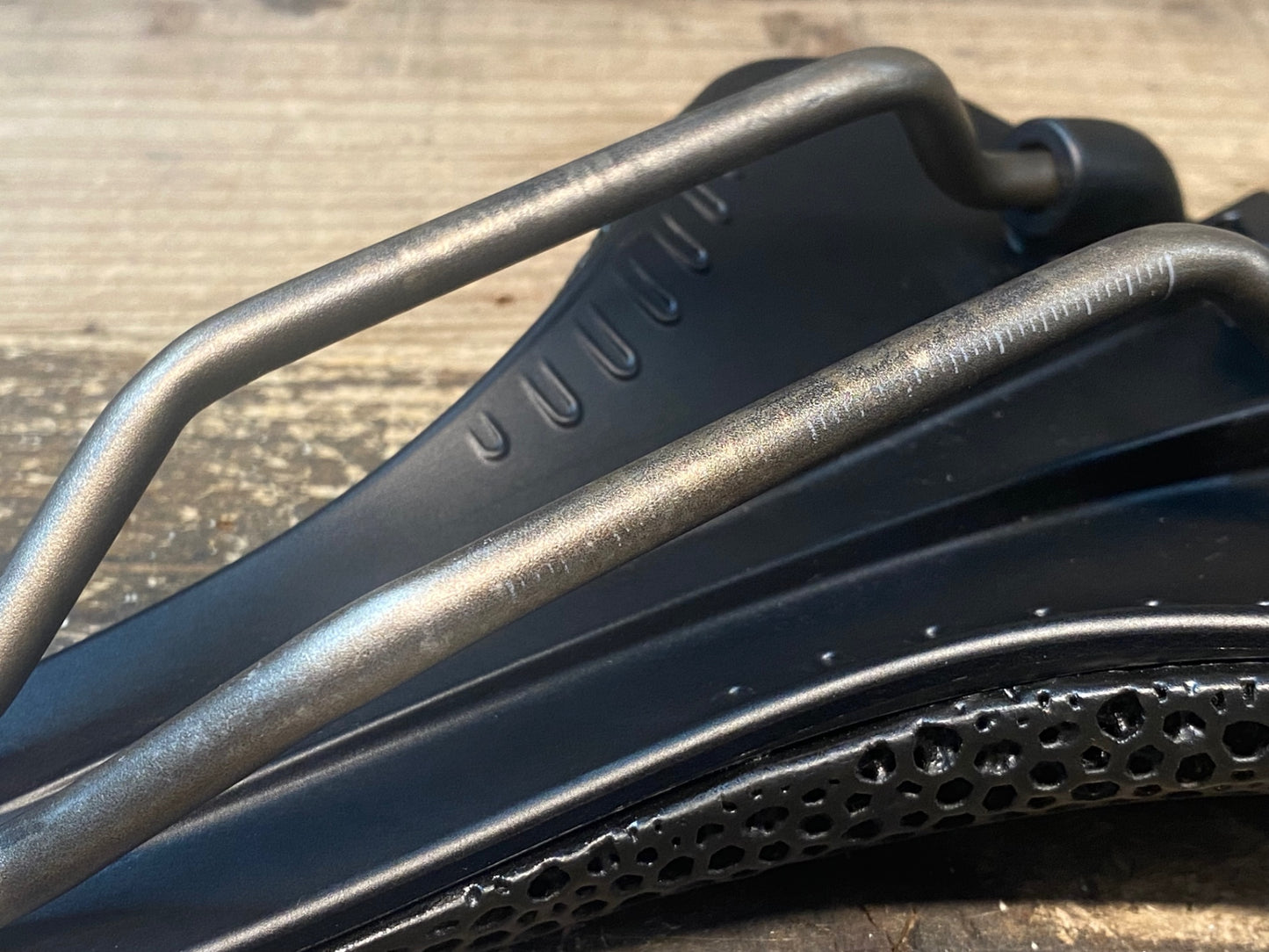 IW562 フィジーク fizik アンタレス ANTARES VERSUS EVO R3 ADAPTIVE サドル 139mm kiumレール