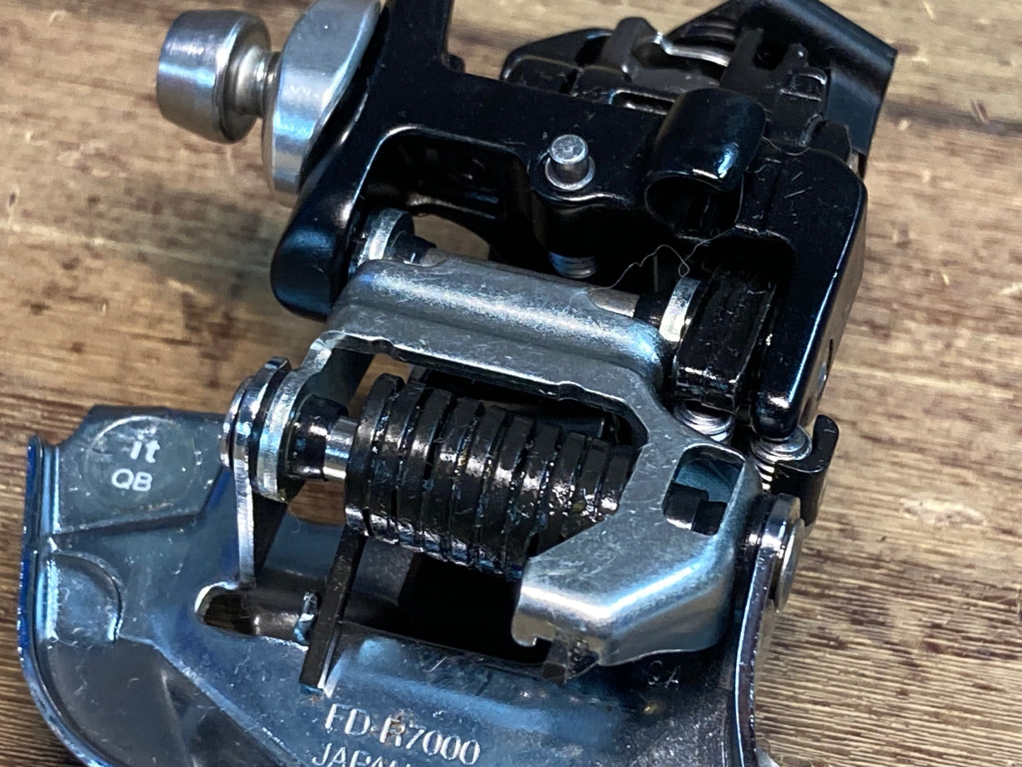 IP549 シマノ SHIMANO 105 FD-R7000 フロントディレイラー 直付け