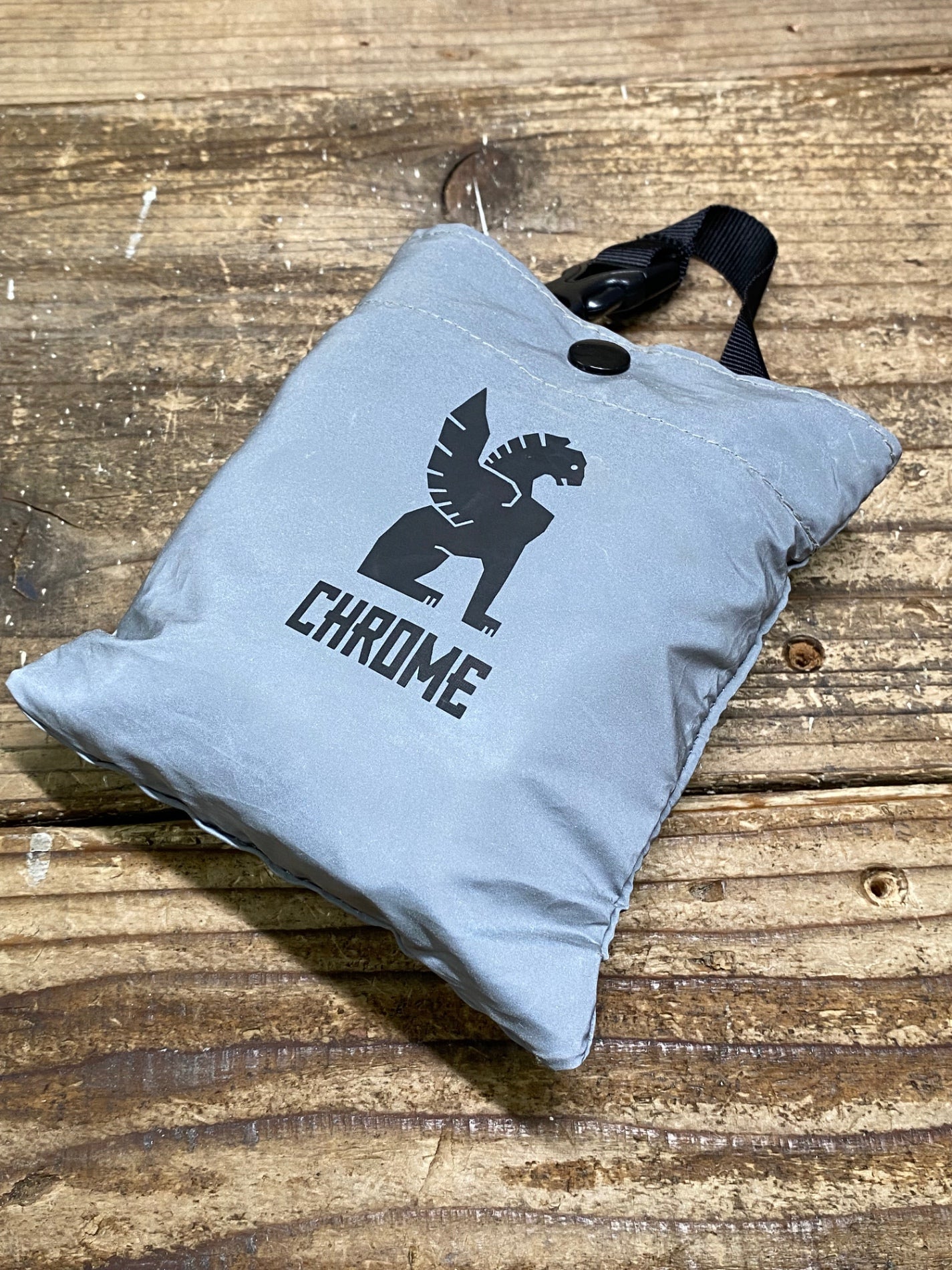 IW496 クローム CHROME INDUSTRIES SAFETY POCKET SHOULDER BAG ショルダーバック リフレクト 黒