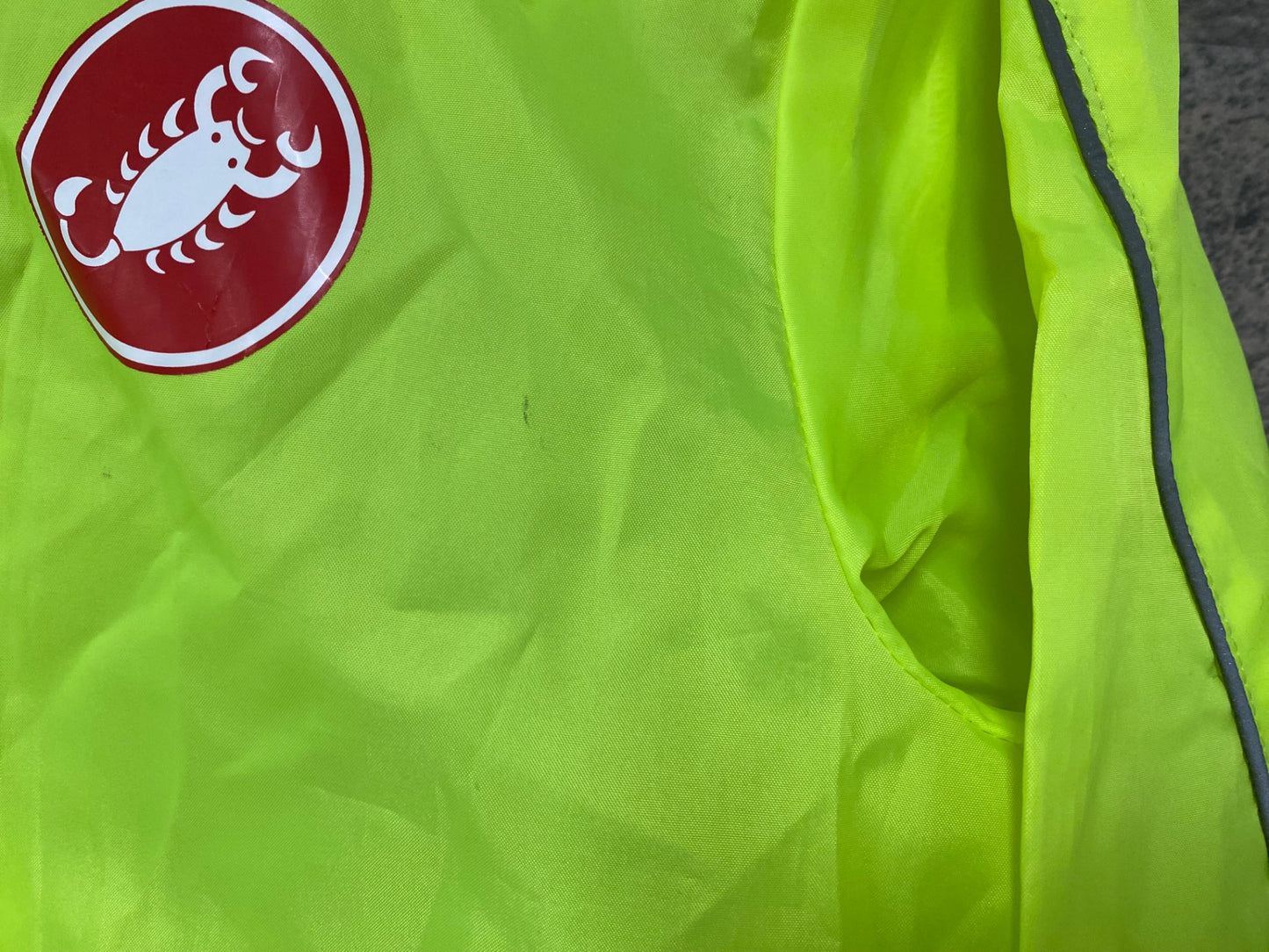 JC314 カステリ CASTELLI 長袖 ウィンドブレーカー 黄 S