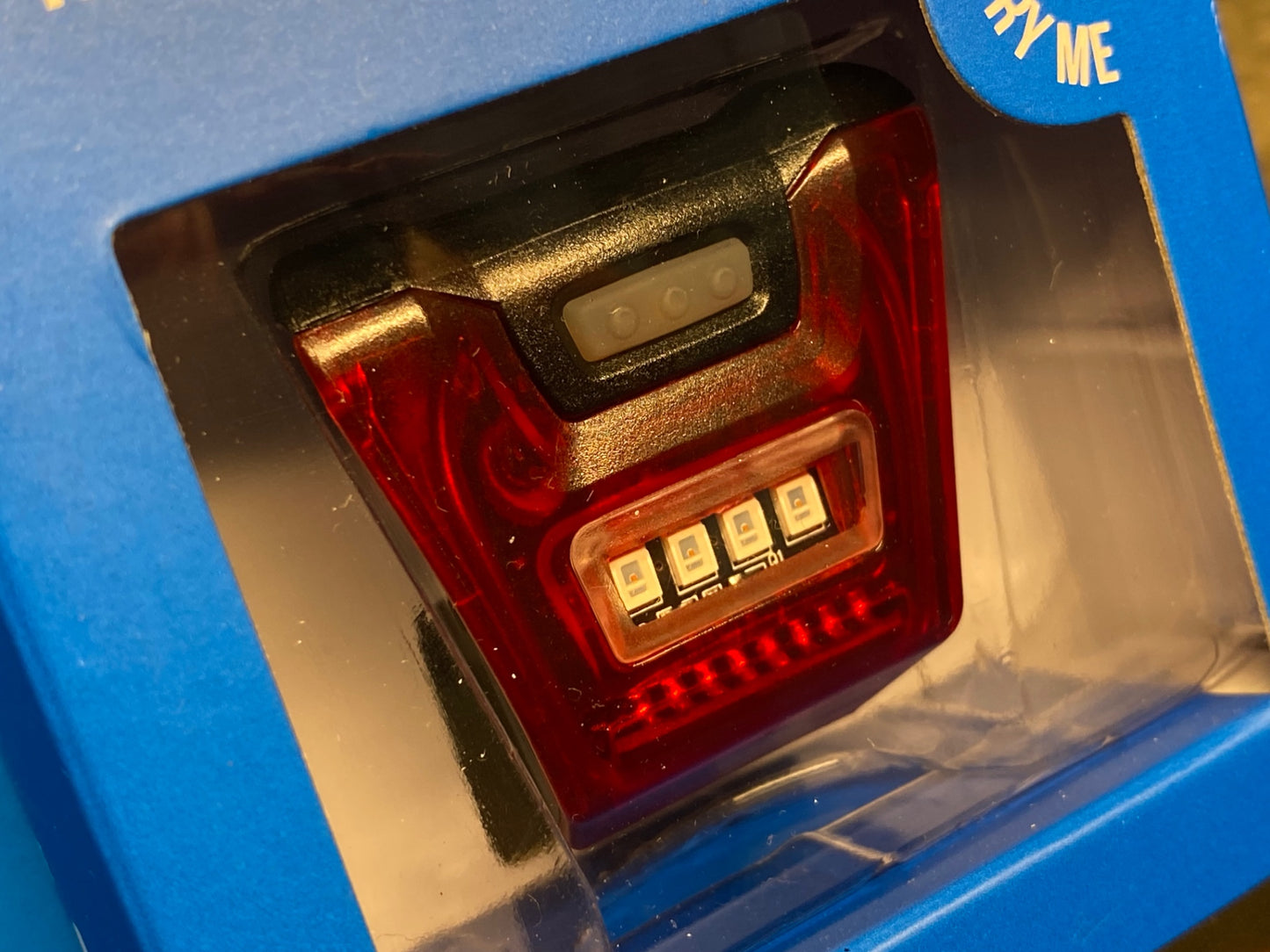 IV900 ジャイアント GIANT UNICLIP LOCK + TAIL LIGHT COMBO KIT