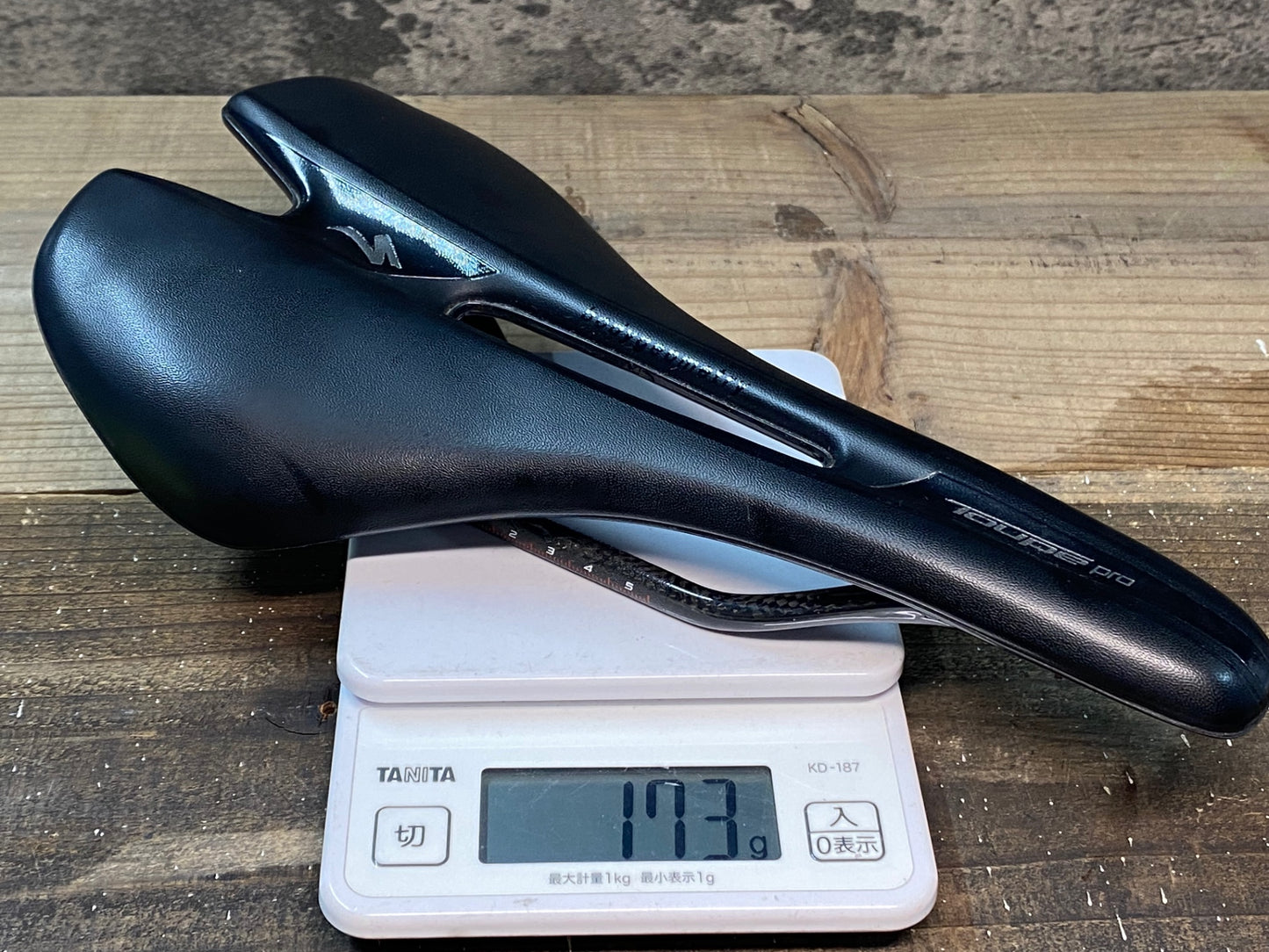 IP066 スペシャライズド SPECIALIZED トゥーペ TOUPE PRO サドル 143mm 黒 カーボンレール