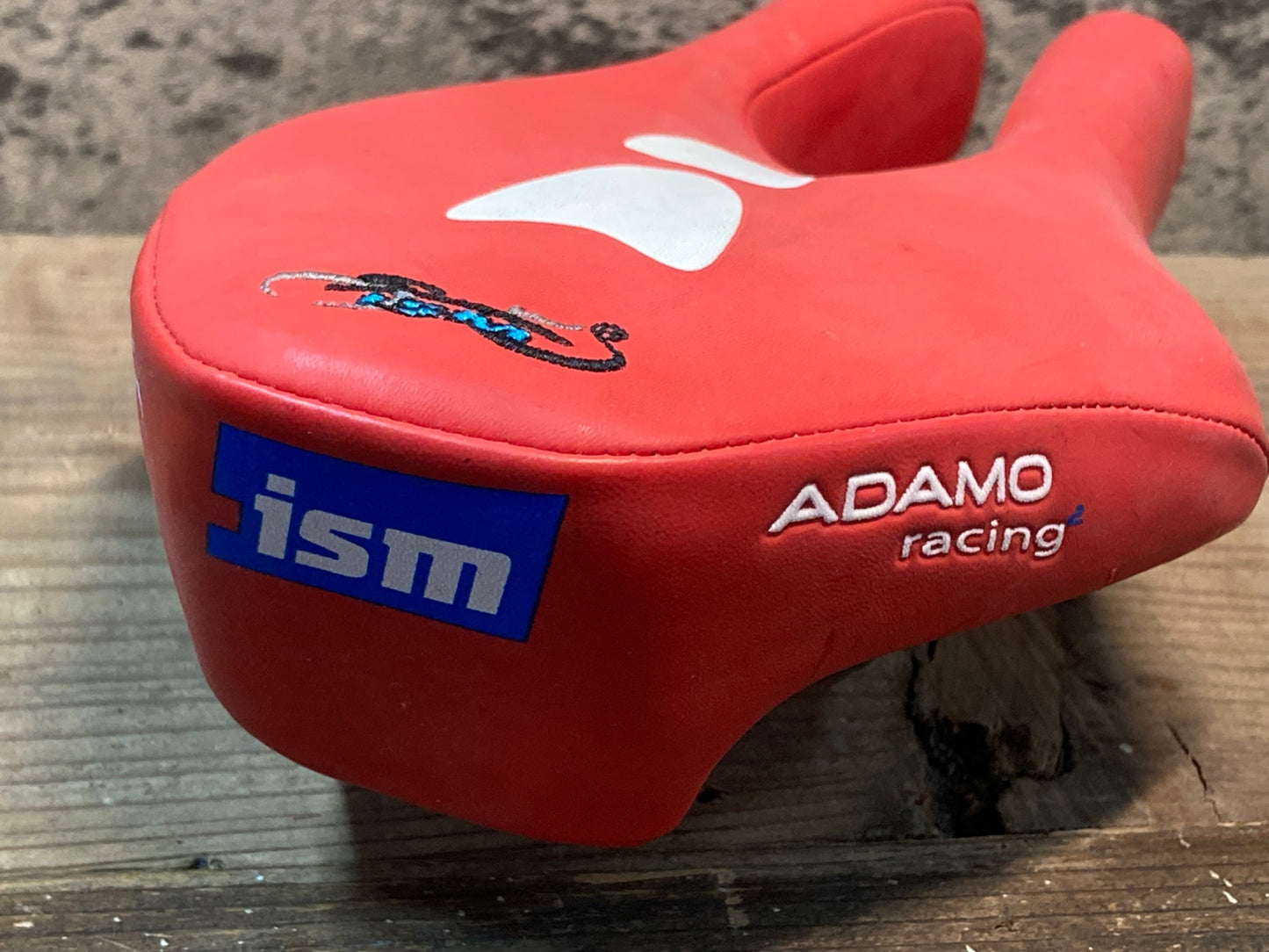 IP741 ism ADAMO Racing サドル トライアスロン クロモリ/チタンレール 赤