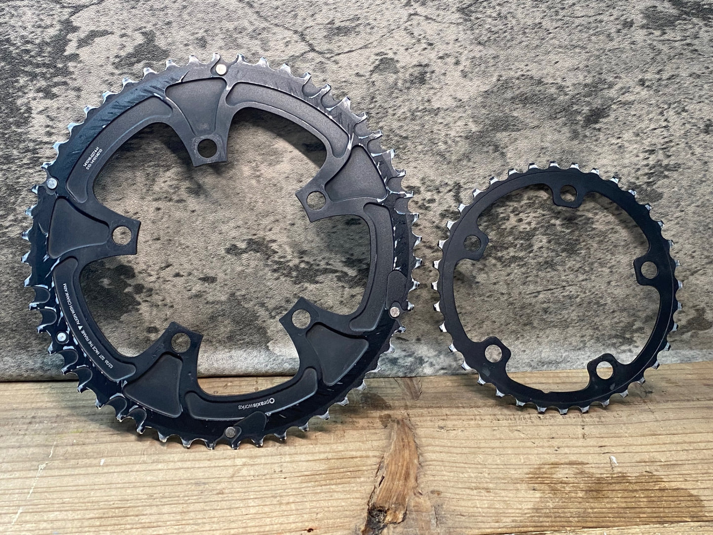 IT399 プラクシスワークス PRAXIS WORKS チェーンリング 52/36T 110BCD 10/11S 5アーム