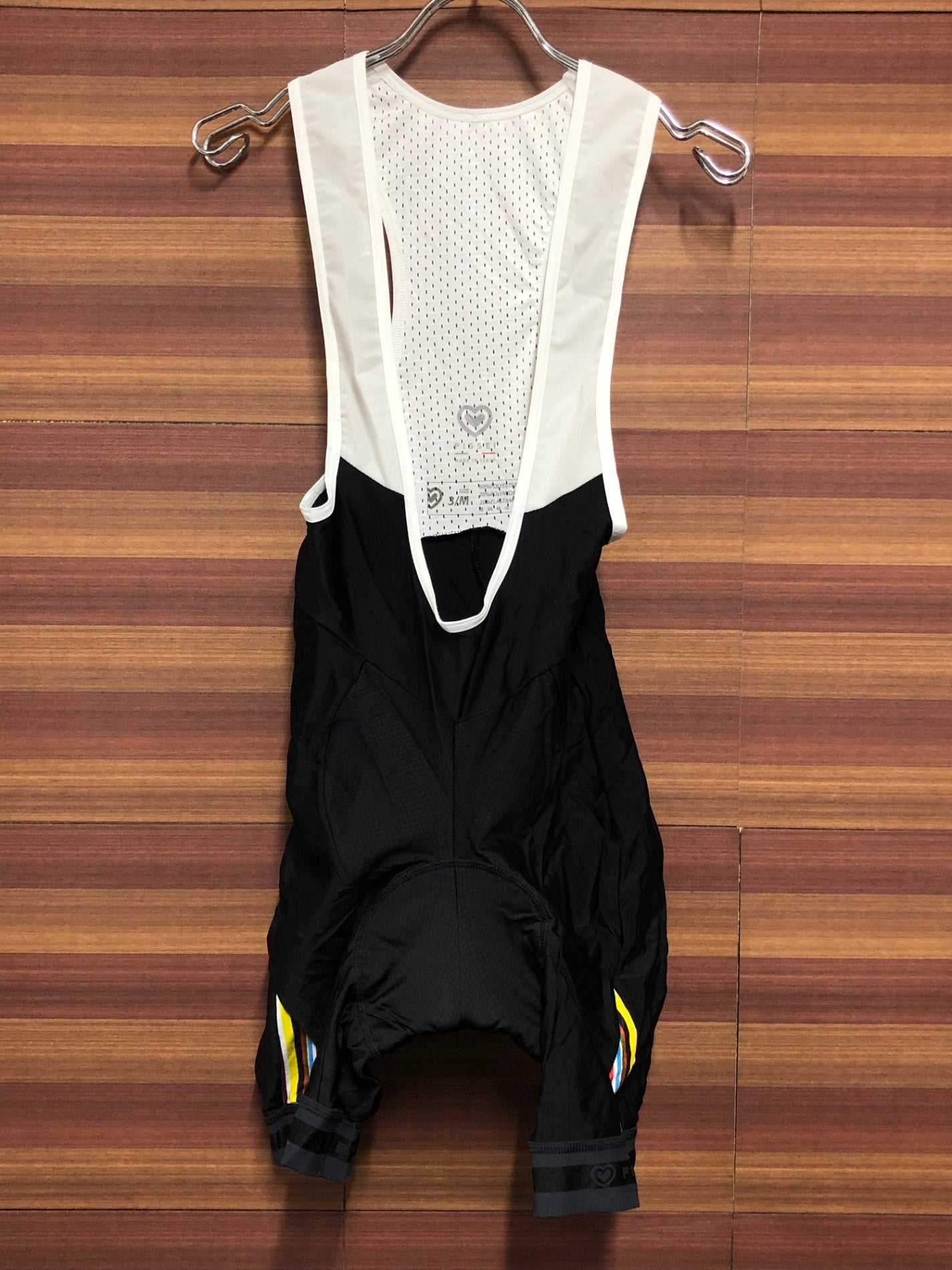 IO892 ピセイ PISSEI SEGUIMI ビブショーツ 黒 3/Mサイズ