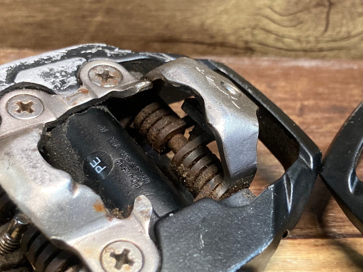 IE128 シマノ SHIMANO PD-M530 ビンディングペダル SPD ガタあり