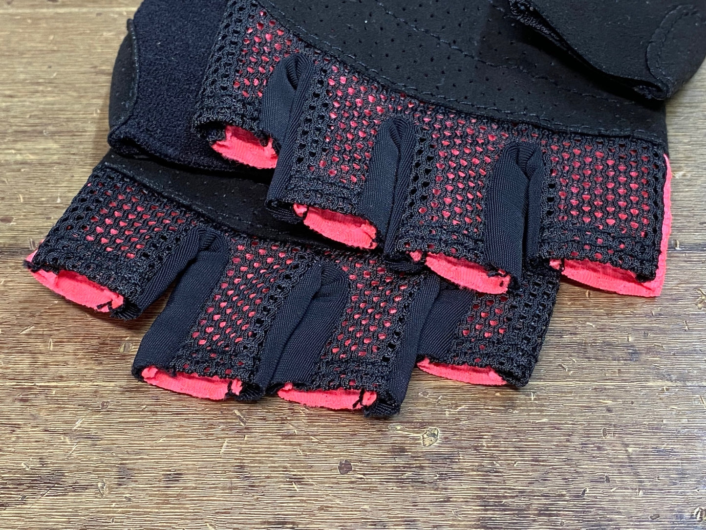 JB098 ラファ Rapha PRO TEAM MITTS 指切り グローブ 黒 ピンク L