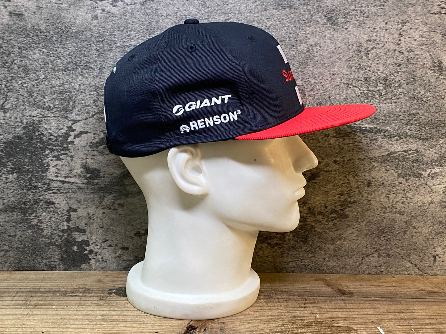 JC540 ジャイアント GIANT sunweb キャップ 黒赤