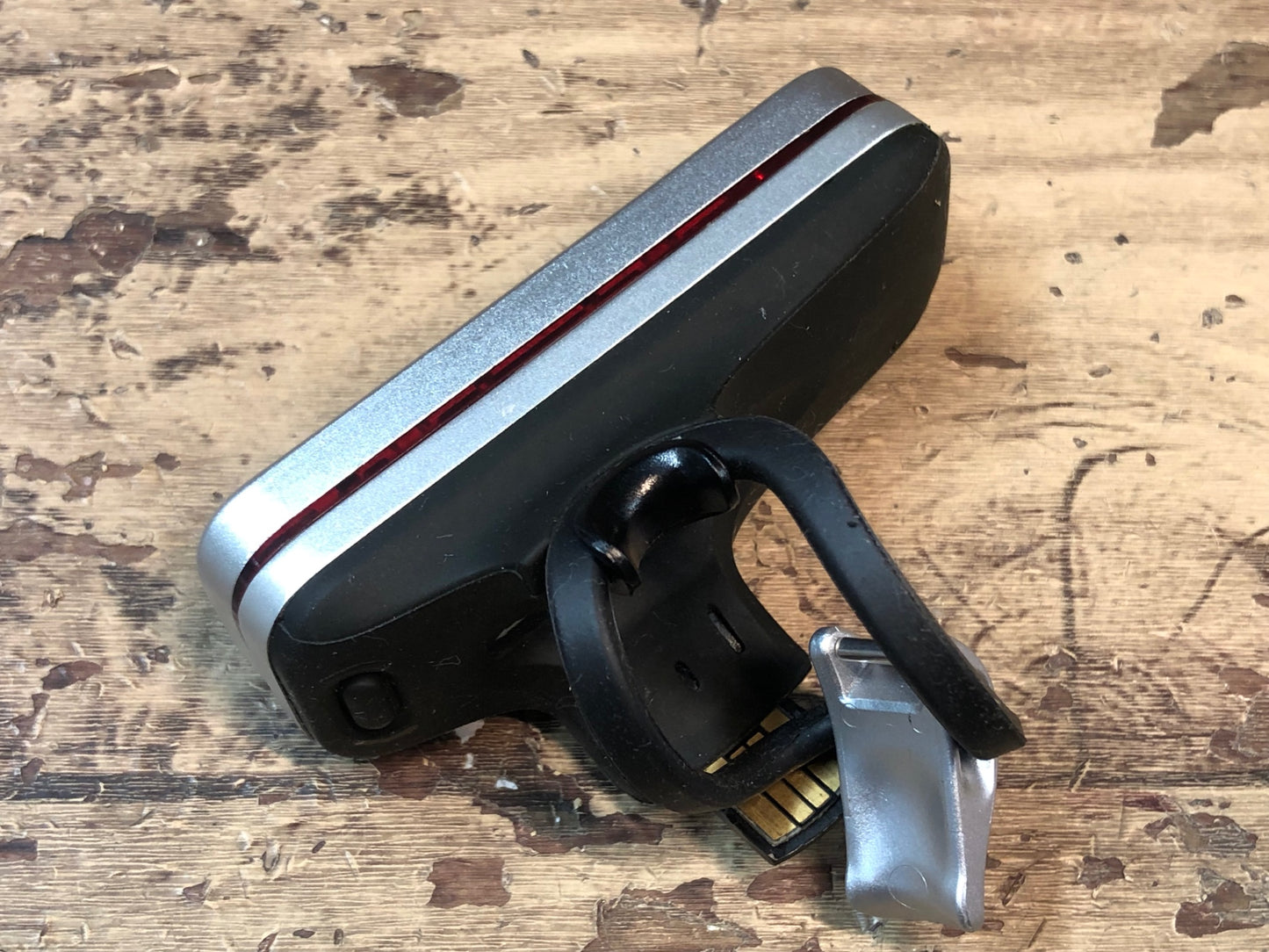 IH113 ノグ KNOG BLINDER ROAD リアライト ※点灯確認済み