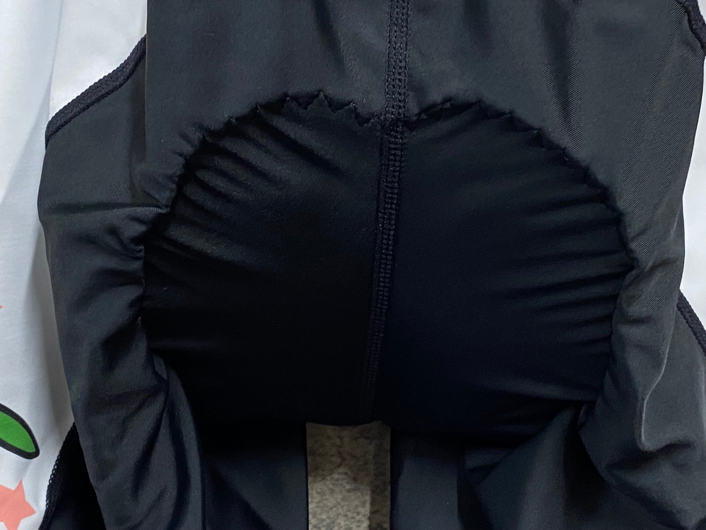 JD168 ウエイブワン WAVE ONE ビブショーツ 総柄 XL あの夏で待ってる