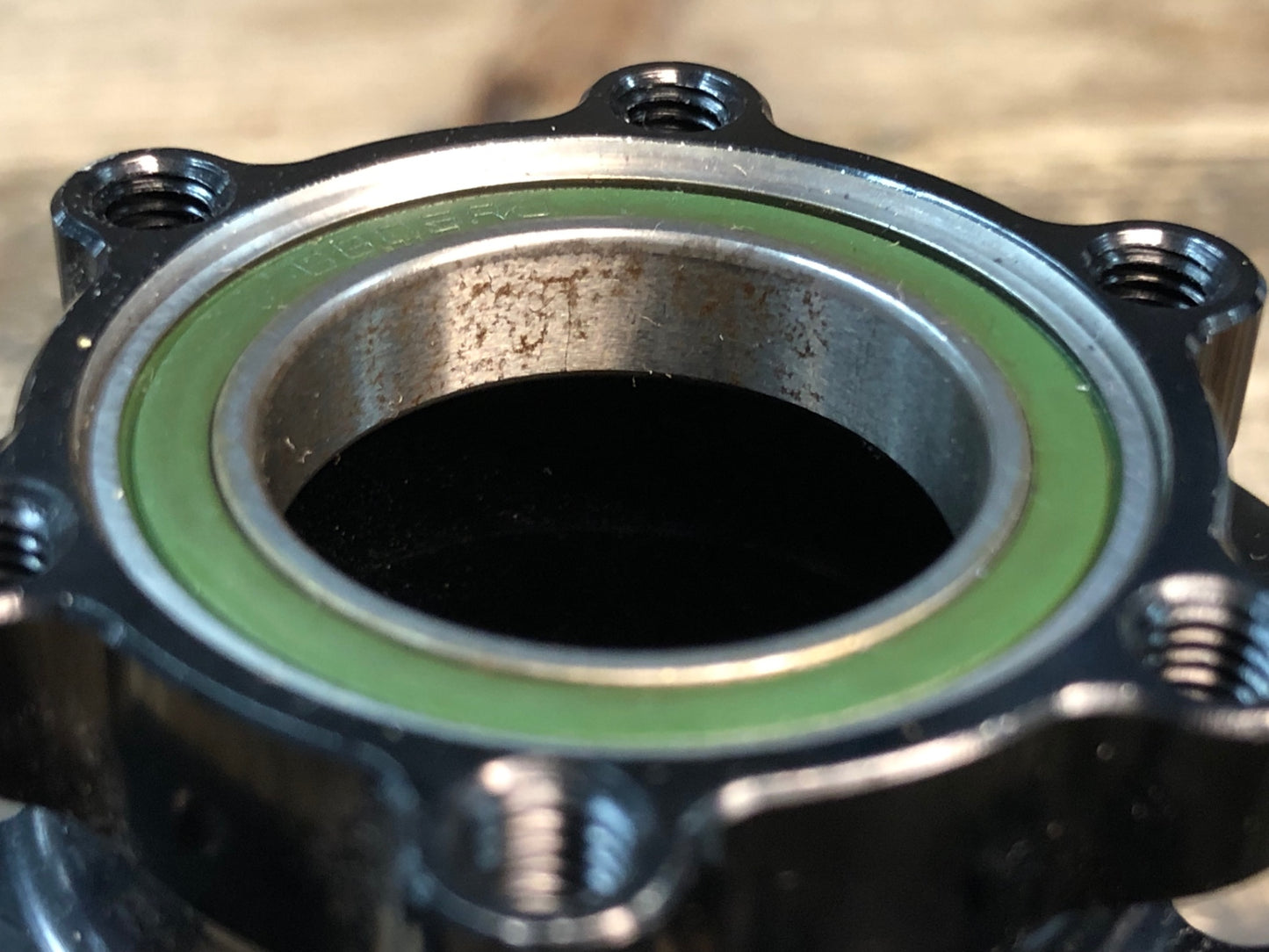 IV462 キャノンデール CANNONDALE LEFTY ハブ 28H 6ボルト フロントハブ