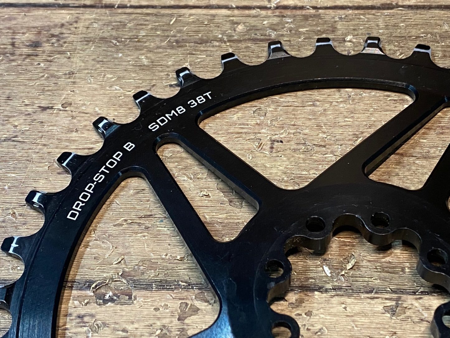 IL544 ウルフトゥース WOLFTOOTH COMPONENTS DROP-STOP B ダイレクトマウント チェーンリング SRAM 8ボルト 38T ナローワイド