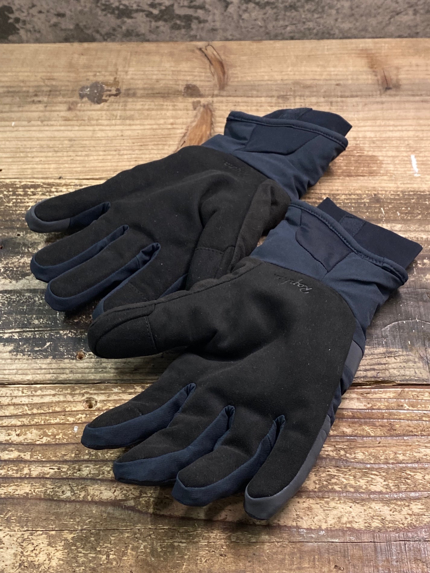 JA808 ラファ Rapha GORE-TEX INSULATED WATERPROOF GLOVE 長指 グローブ グレー XS 裏起毛