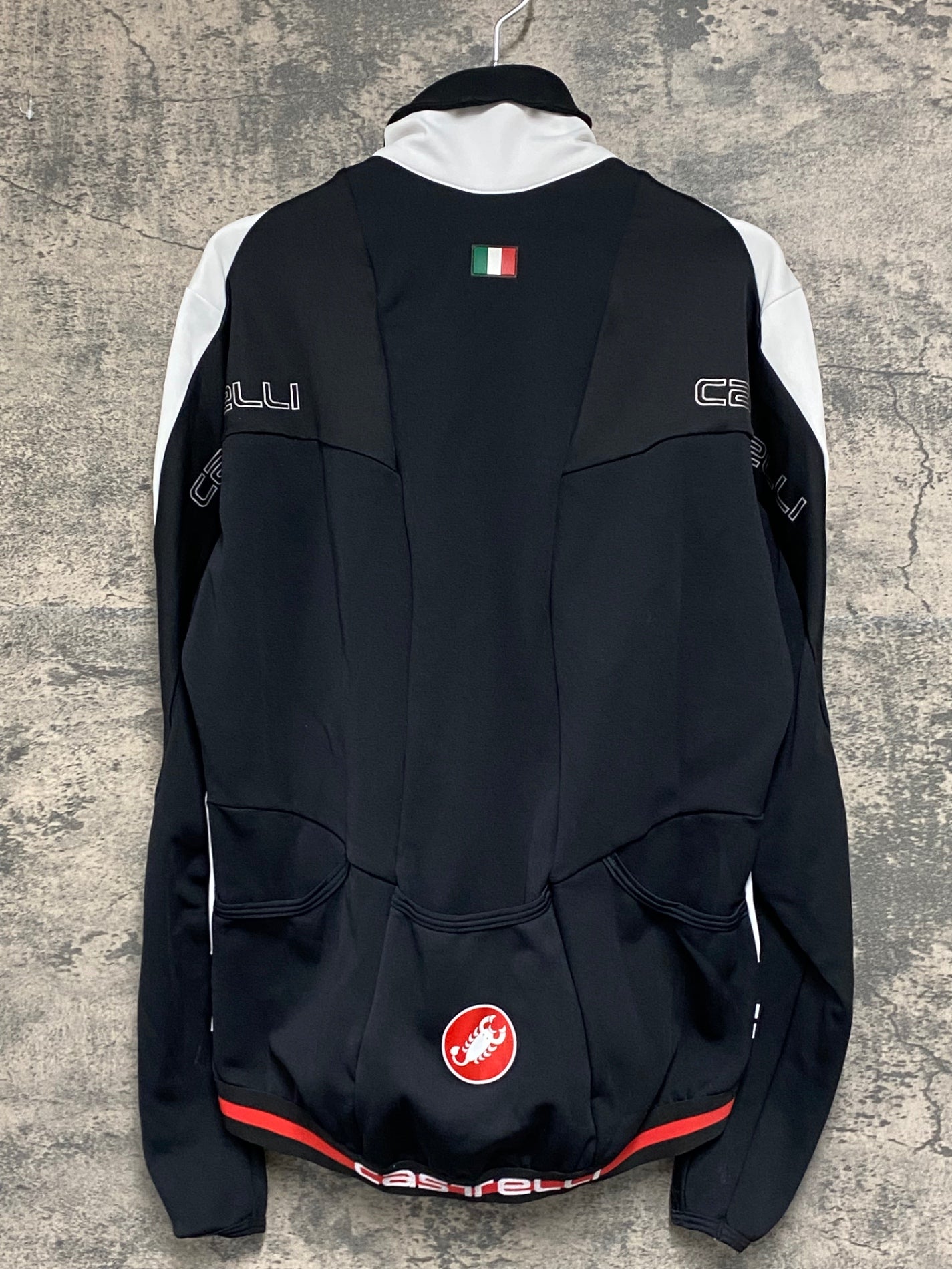 IZ655 カステリ CASTELLI ロッソコルサ ROSSO CORSA 長袖 サイクルジャージ 裏起毛 Lサイズ 白