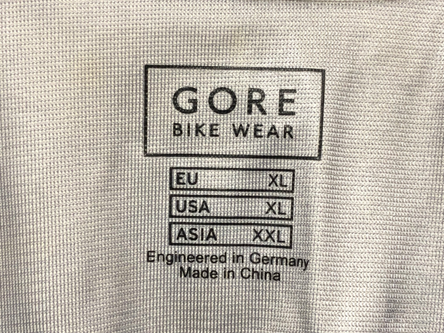 IP528 ゴア GORE ウインドジャケット ASIA XXLサイズ